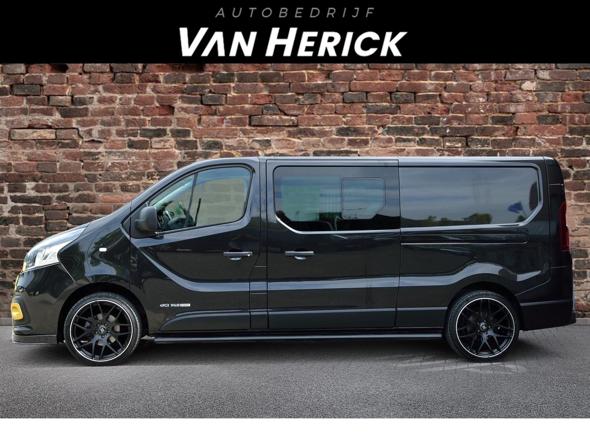 Renault Trafic 1.6 dCi T29 L2H1 DC Formula Edition | Leer | Dubbele schuifdeur