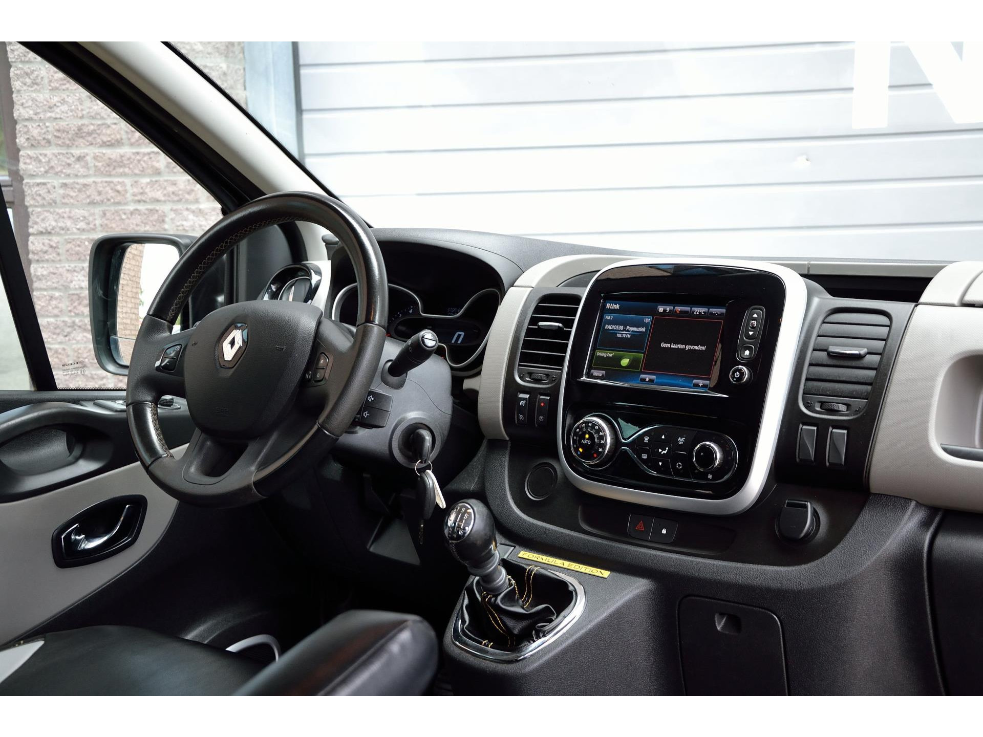Renault Trafic 1.6 dCi T29 L2H1 DC Formula Edition | Leer | Dubbele schuifdeur