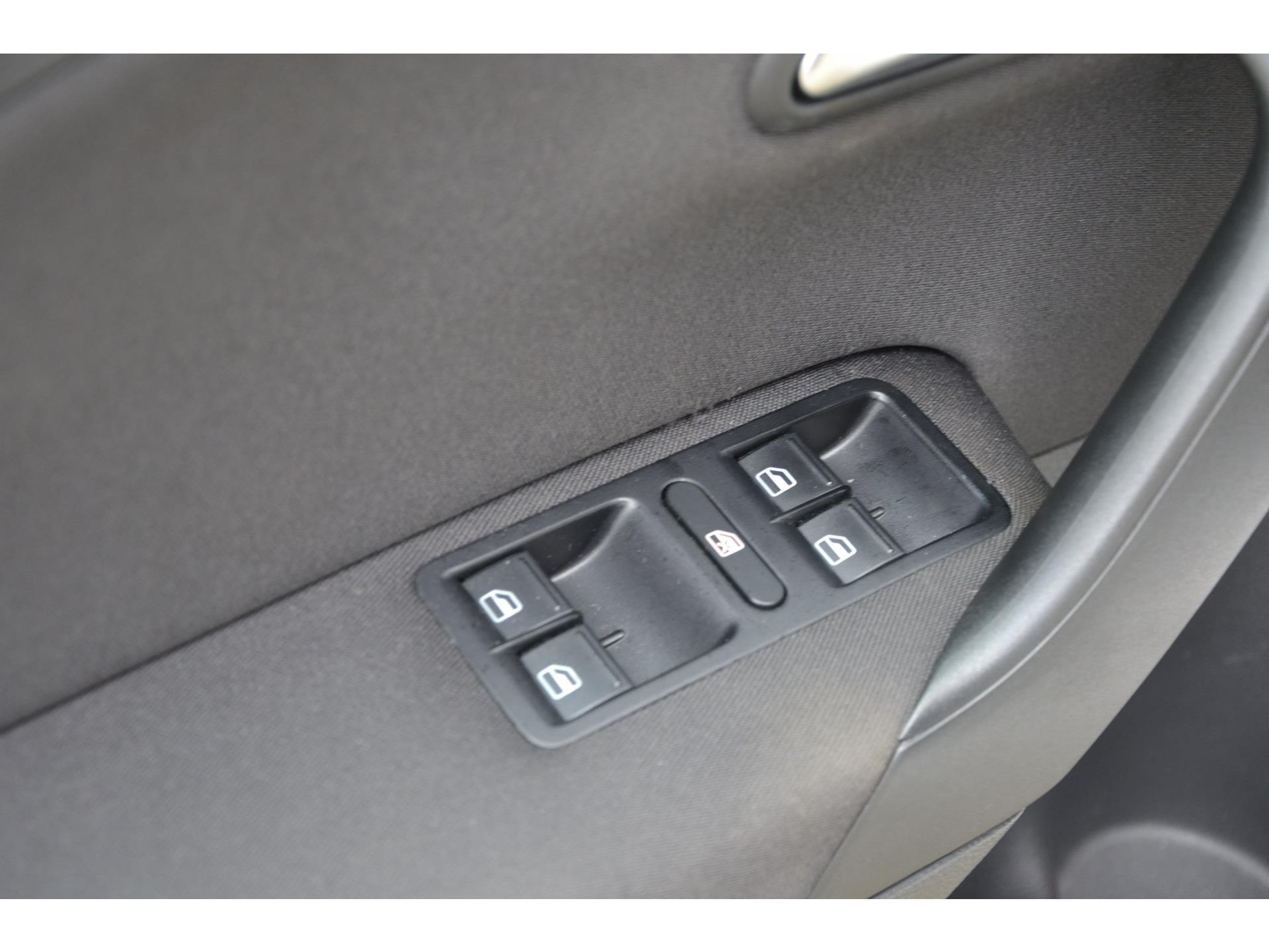 Volkswagen Polo 1.2 TSI R-Line Edition 2x R-Line | Cruise | Bluetooth | NAP