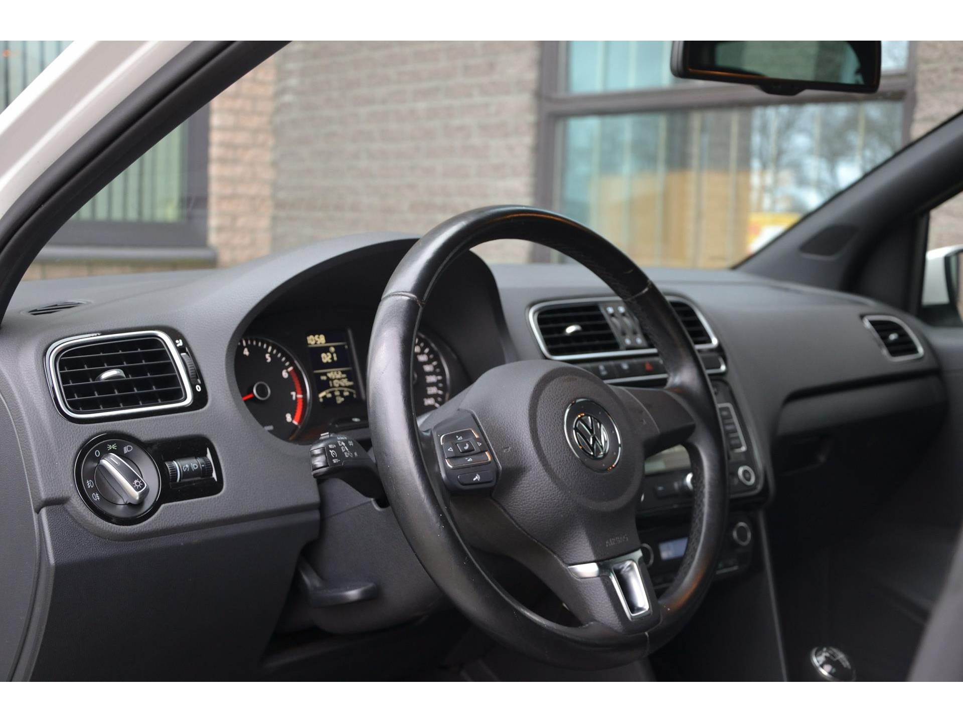 Volkswagen Polo 1.2 TSI R-Line Edition 2x R-Line | Cruise | Bluetooth | NAP