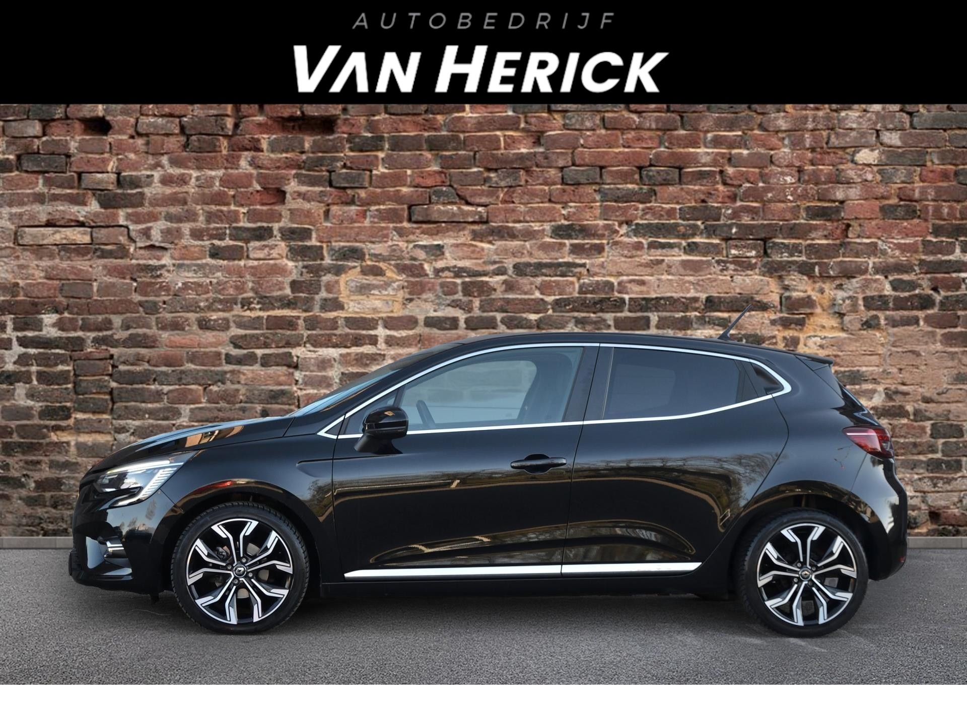 Renault Clio 1.0 TCe Intens | Keyless | Cruise | Navi | 17 Inch