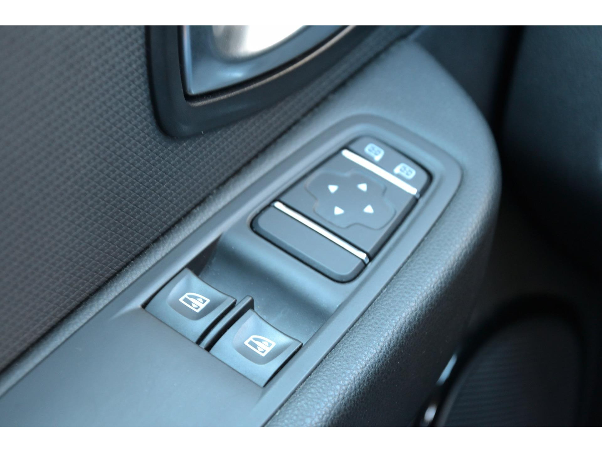 Renault Clio 0.9 TCe Zen 5-Deurs | Cruise | Navi | Airco