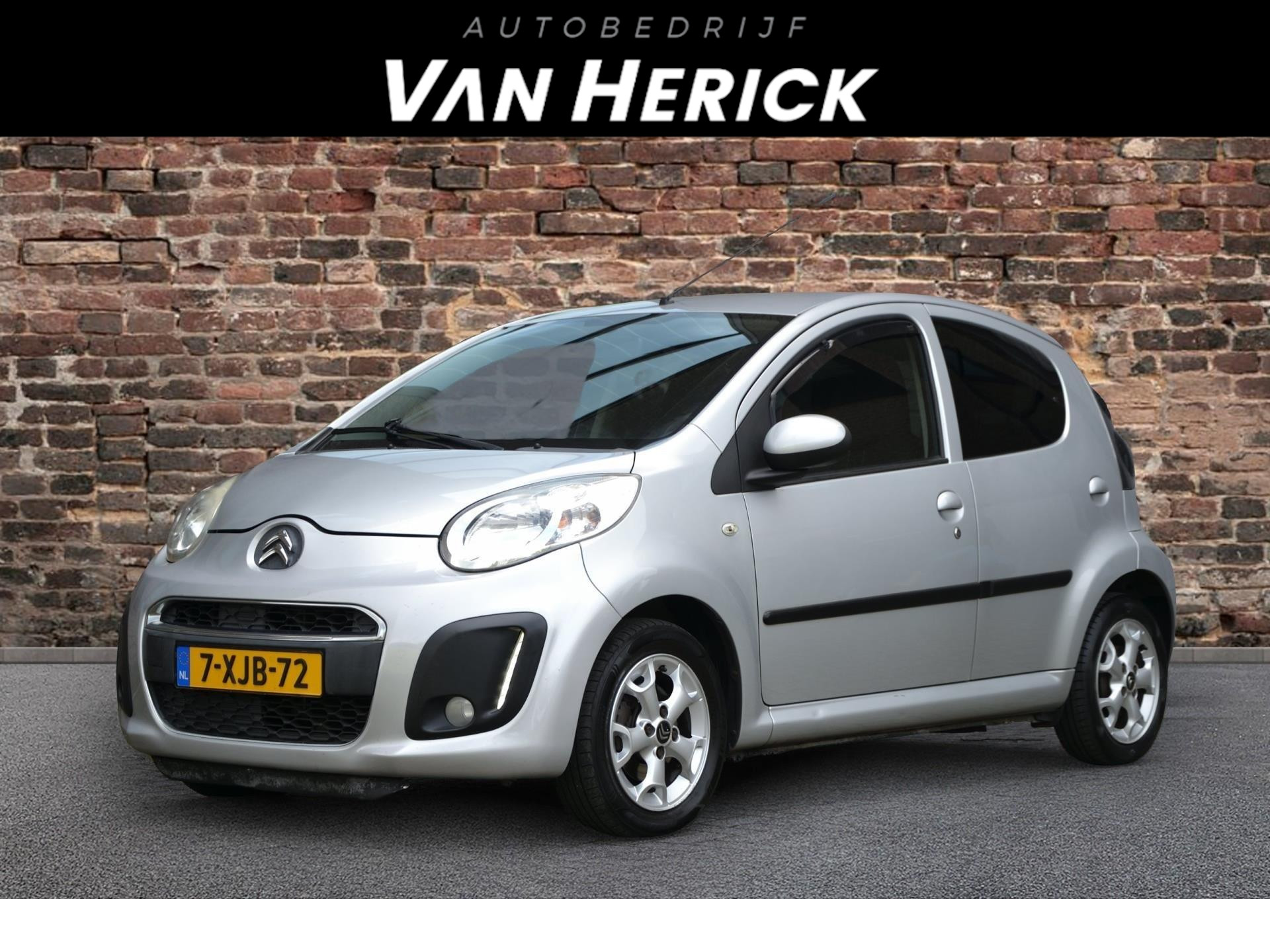 Citroën C1 1.0 Exclusive 5-Deurs | Cruise | Airco | LM Velgen