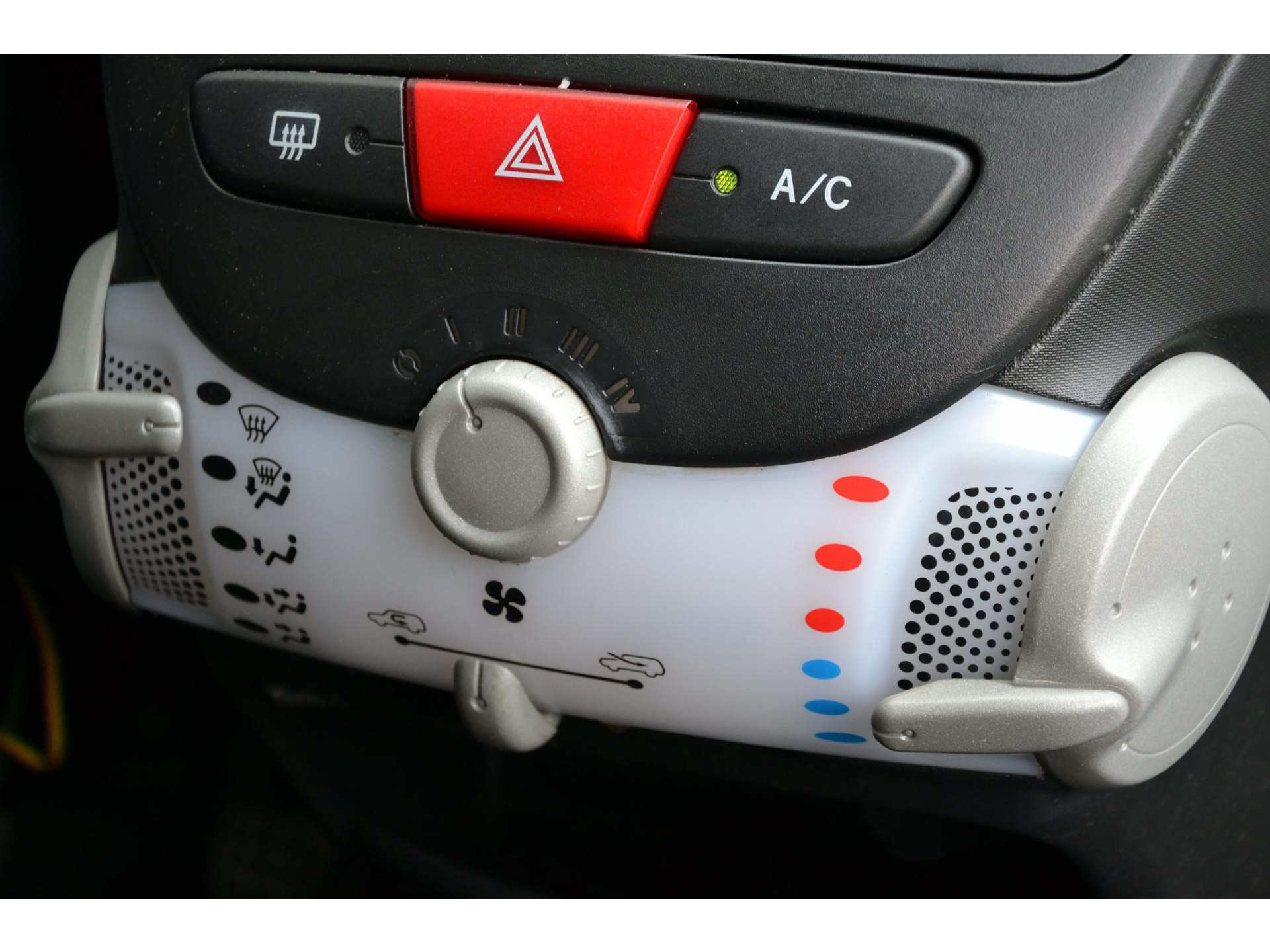 Citroën C1 1.0 Exclusive 5-Deurs | Cruise | Airco | LM Velgen