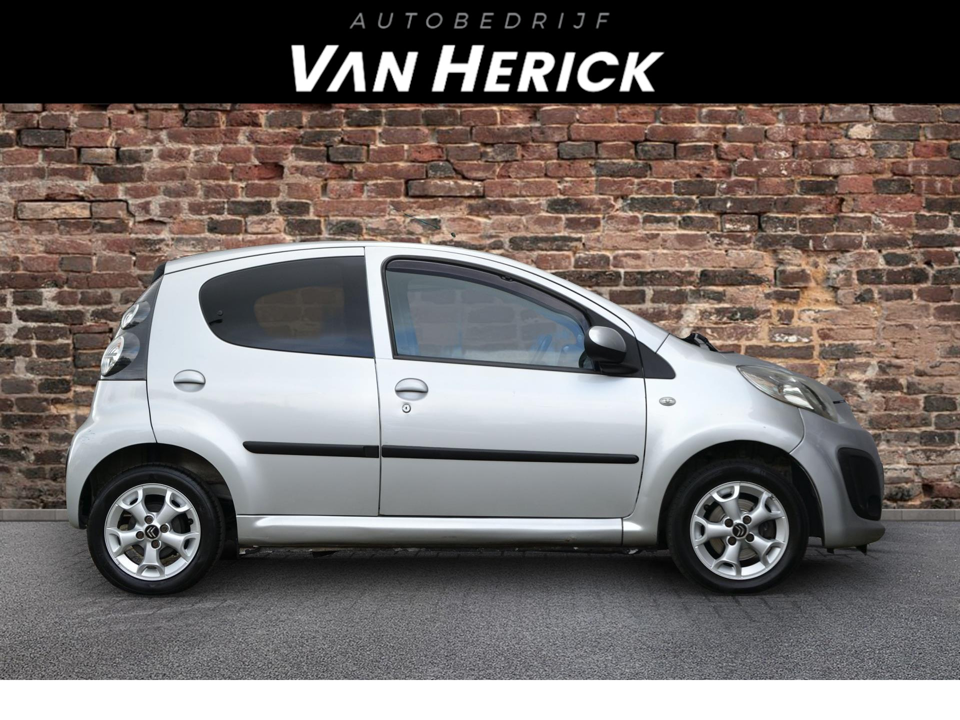 Citroën C1 1.0 Exclusive 5-Deurs | Cruise | Airco | LM Velgen