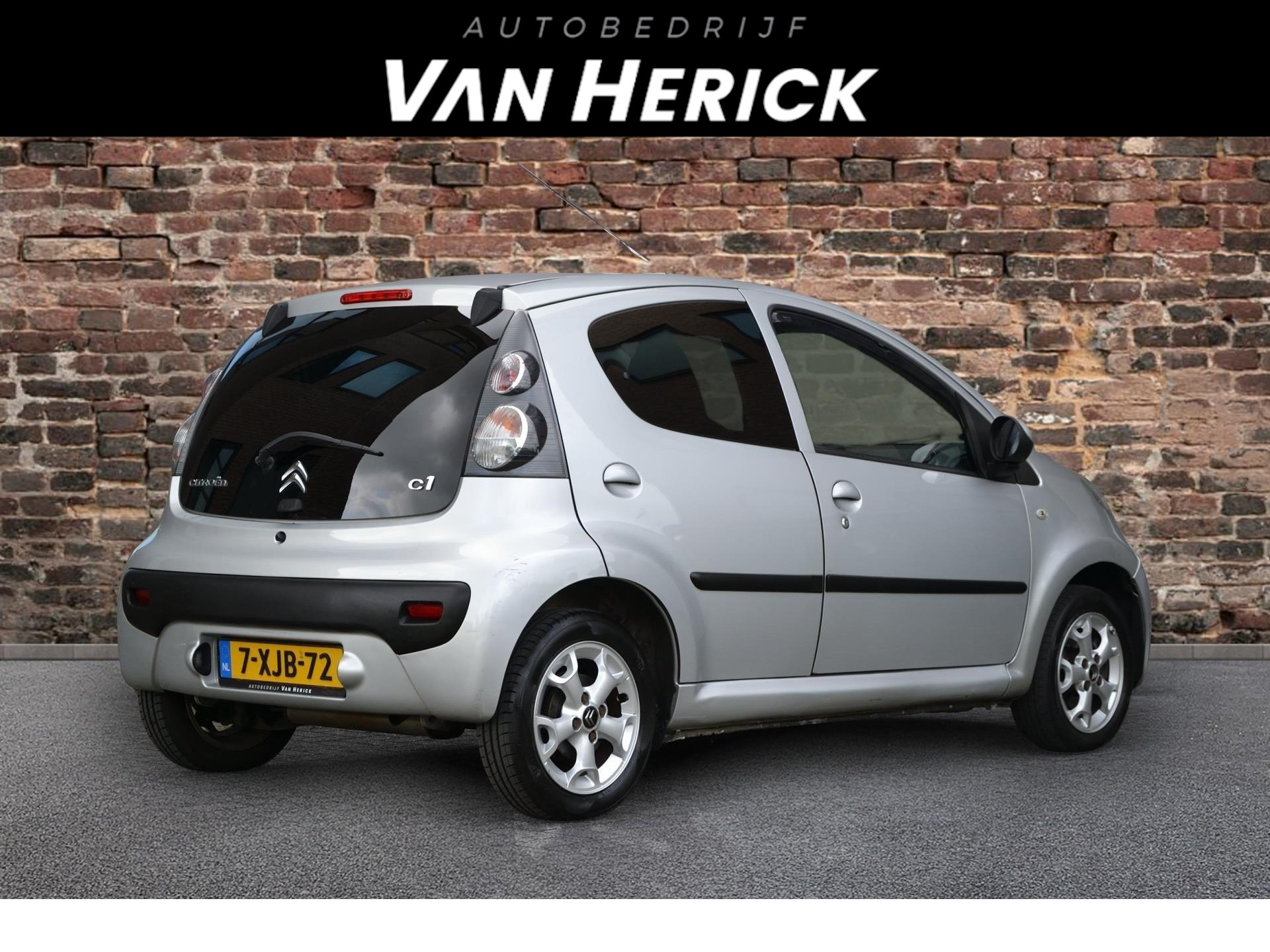 Citroën C1 1.0 Exclusive 5-Deurs | Cruise | Airco | LM Velgen