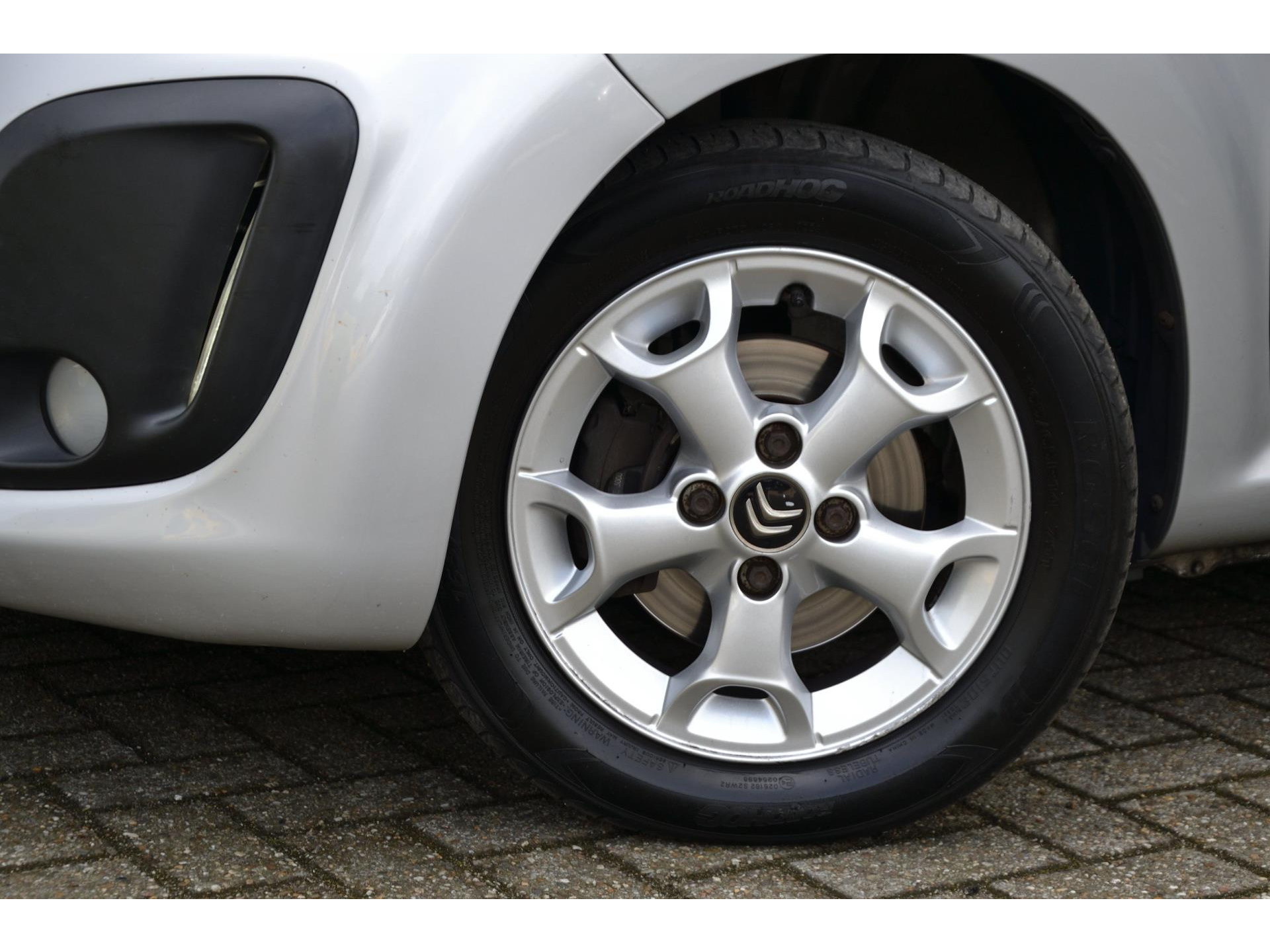 Citroën C1 1.0 Exclusive 5-Deurs | Cruise | Airco | LM Velgen