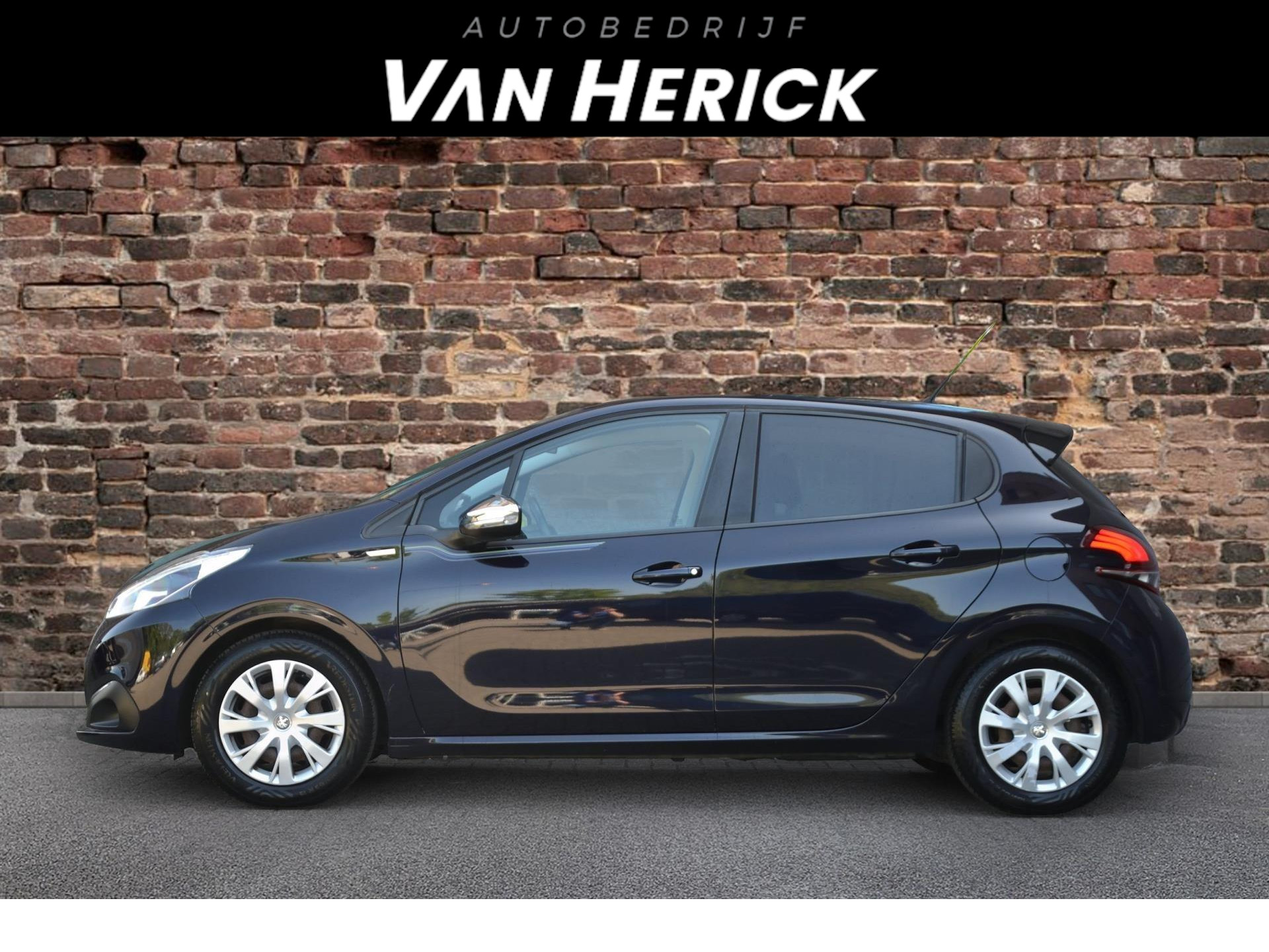 Peugeot 208 1.2 PureTech Urban Soul 5-Deurs | Cruise | Airco | Trekhaak