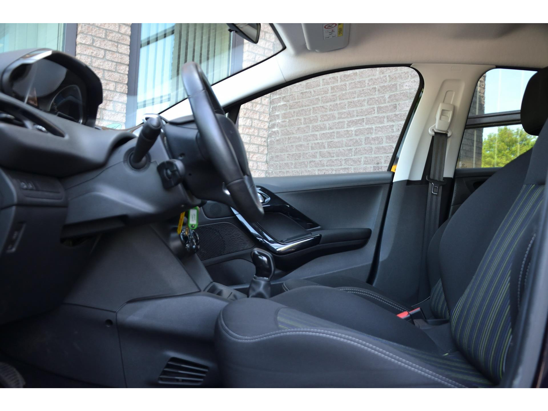Peugeot 208 1.2 PureTech Urban Soul 5-Deurs | Cruise | Airco | Trekhaak