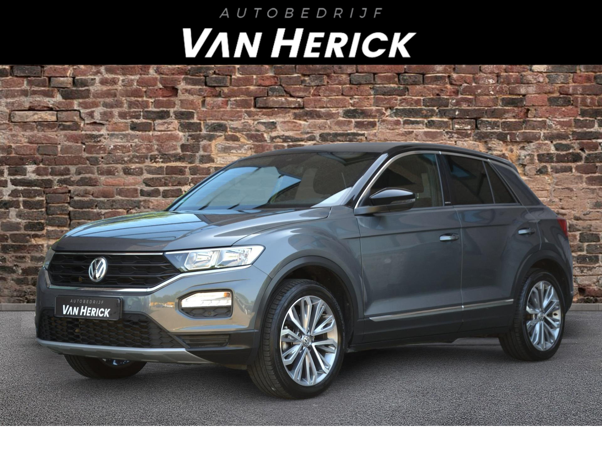 Volkswagen T-Roc 1.5 TSI Style 150PK | Stoelverwarming | 18 Inch | Virtual Cockpit | Carplay voor € 22.945,-