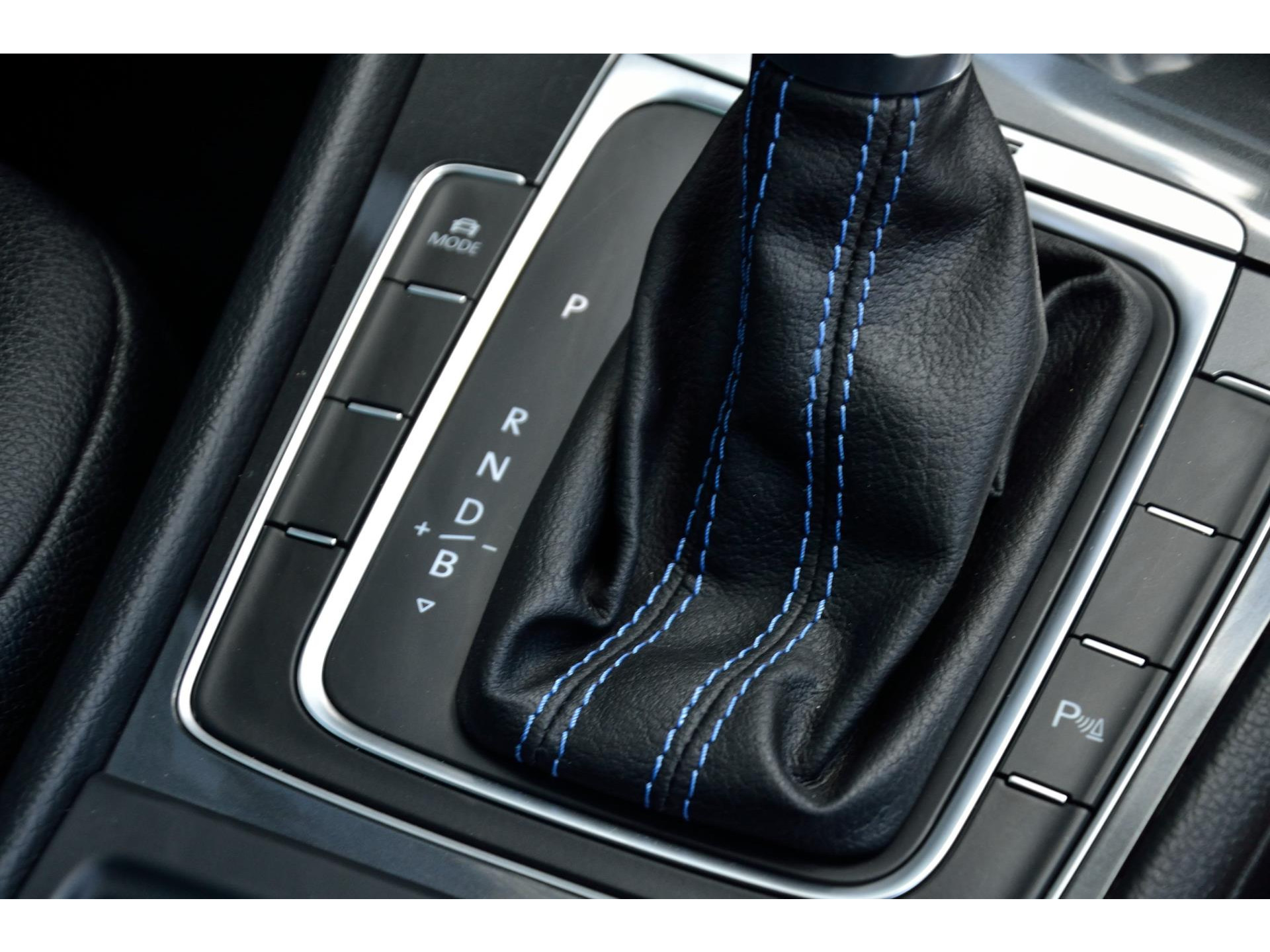 Volkswagen e-Golf E-Golf | Leder | ACC | Stoelverwarming