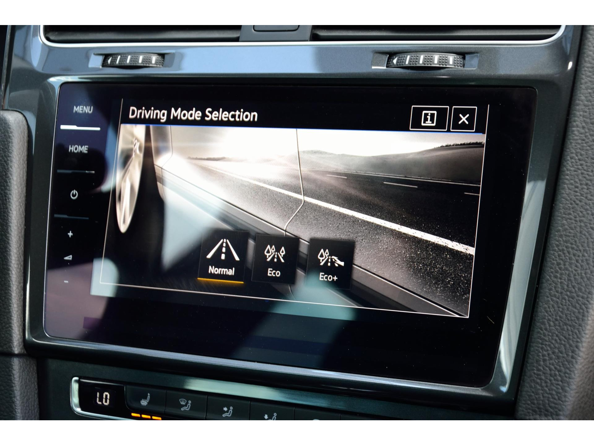Volkswagen e-Golf E-Golf | Leder | ACC | Stoelverwarming