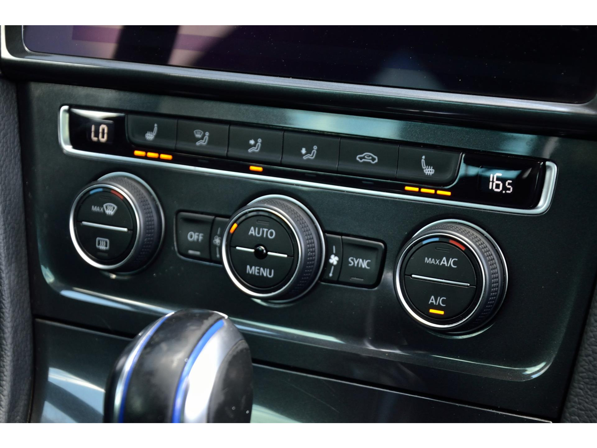 Volkswagen e-Golf E-Golf | Leder | ACC | Stoelverwarming
