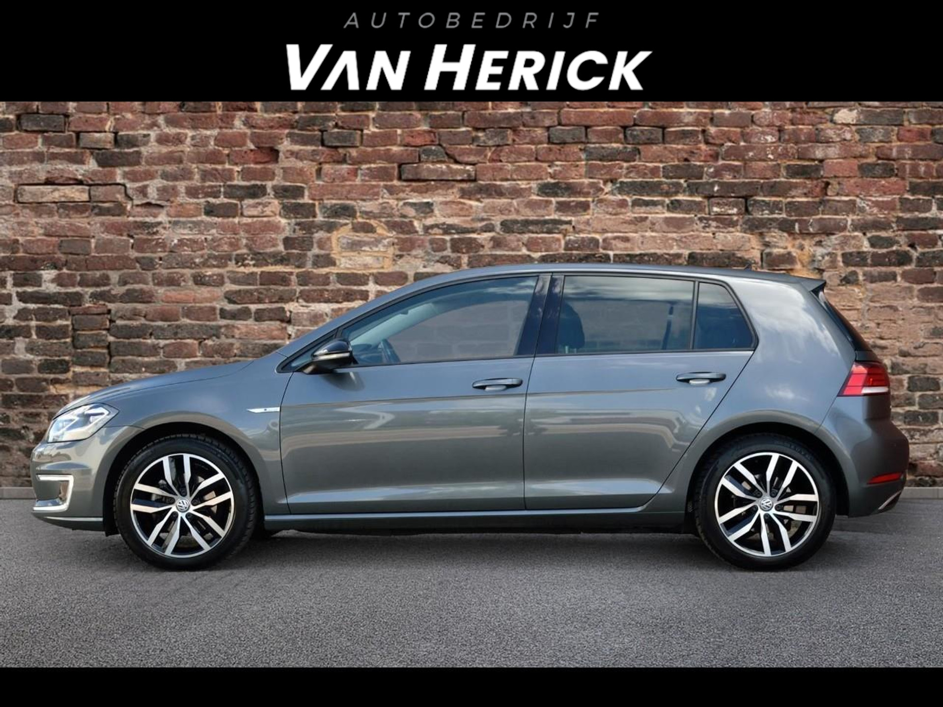 Volkswagen e-Golf E-Golf | Leder | ACC | Stoelverwarming
