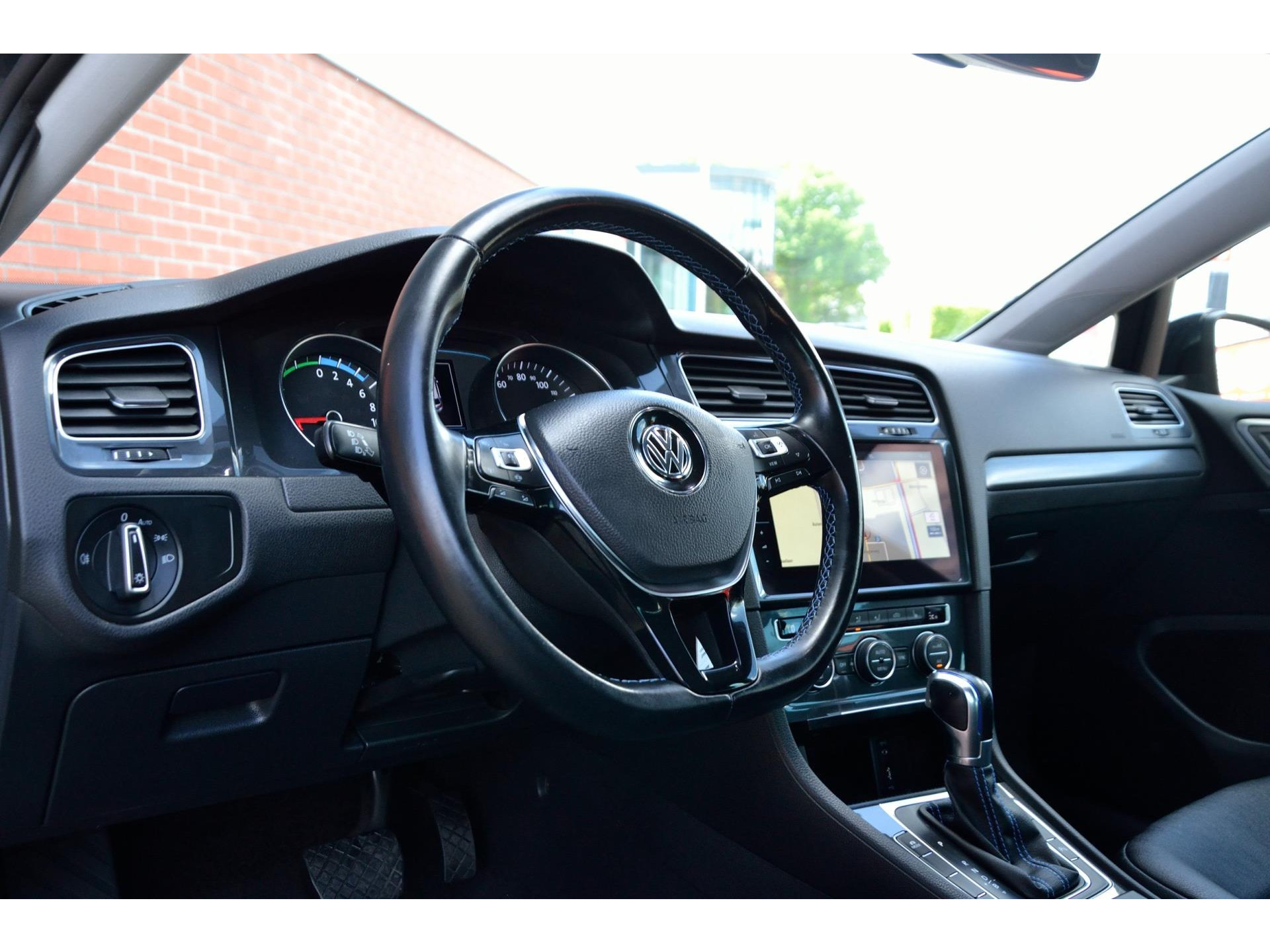 Volkswagen e-Golf E-Golf | Leder | ACC | Stoelverwarming