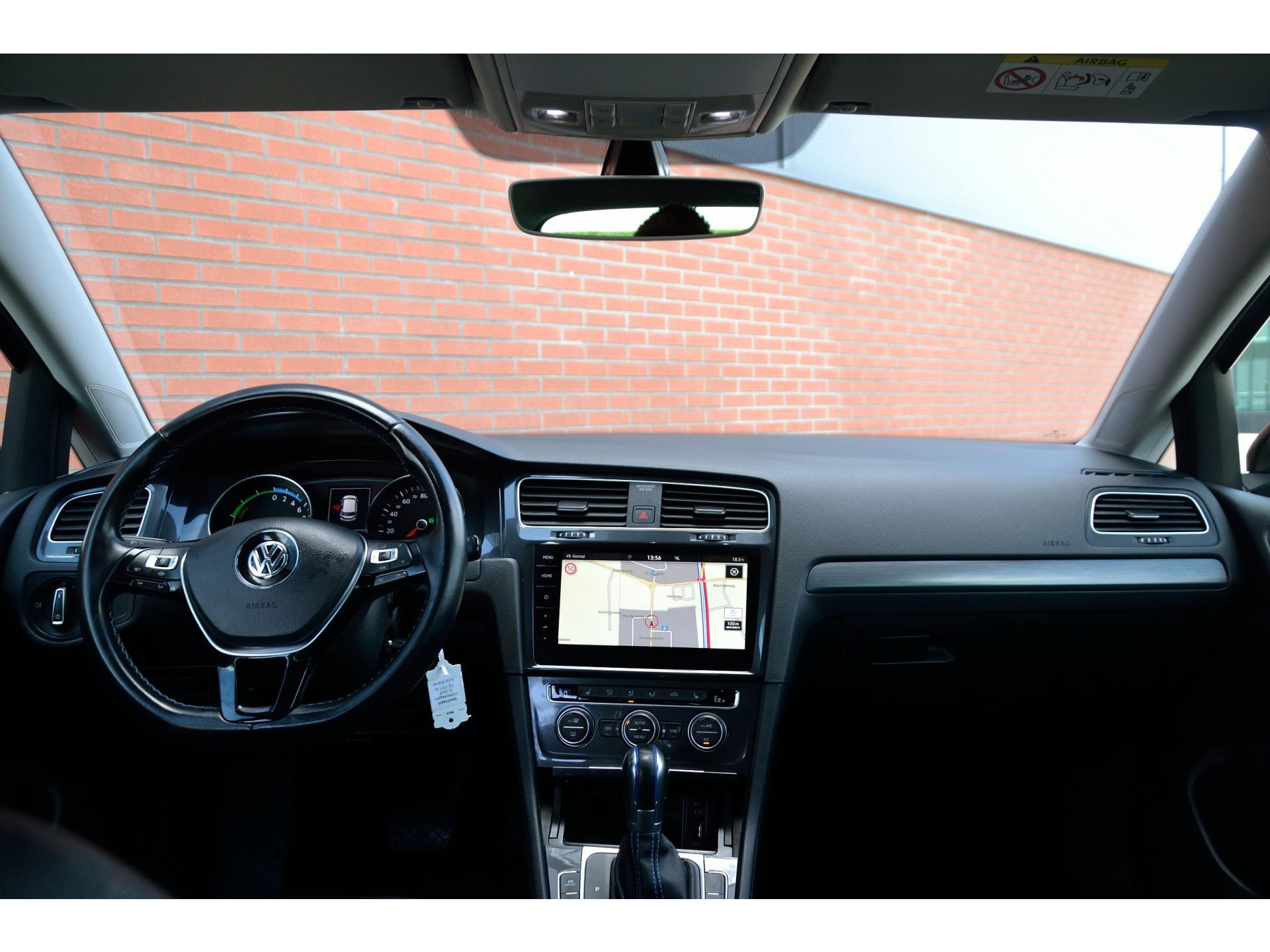 Volkswagen e-Golf E-Golf | Leder | ACC | Stoelverwarming