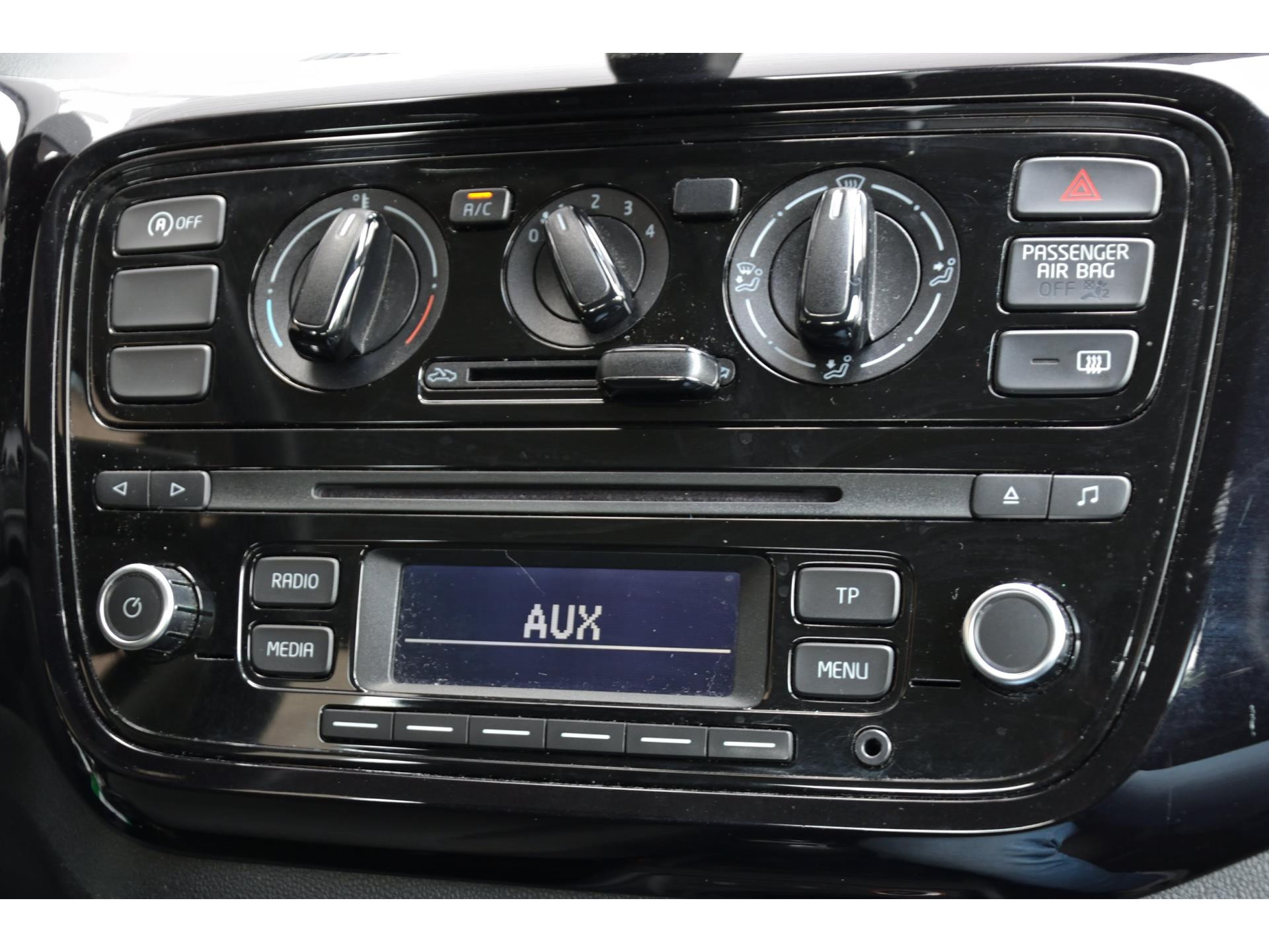 Volkswagen up! 1.0 move up! BlueMotion | Navi | Airco | 5 Deurs