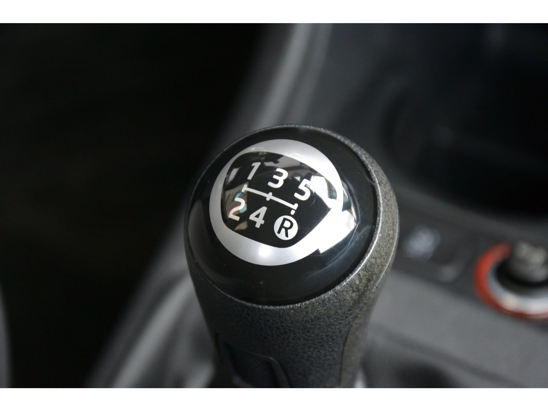 Volkswagen up! 1.0 move up! BlueMotion | Navi | Airco | 5 Deurs