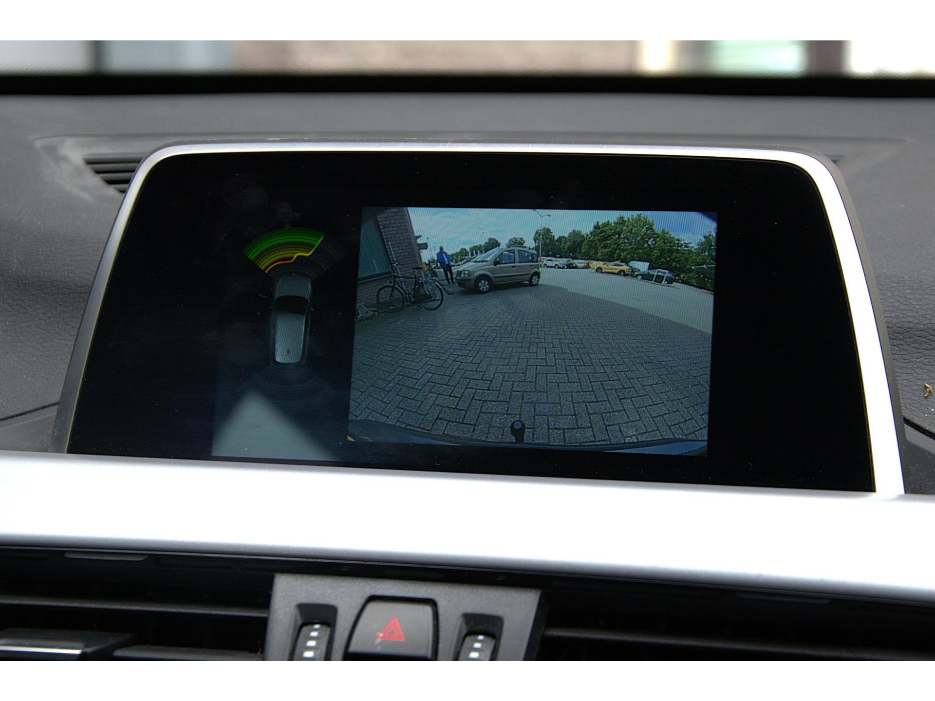 BMW X1 SDrive18i Executive |Navigatie| Trekhaak | Achteruitrijcamera