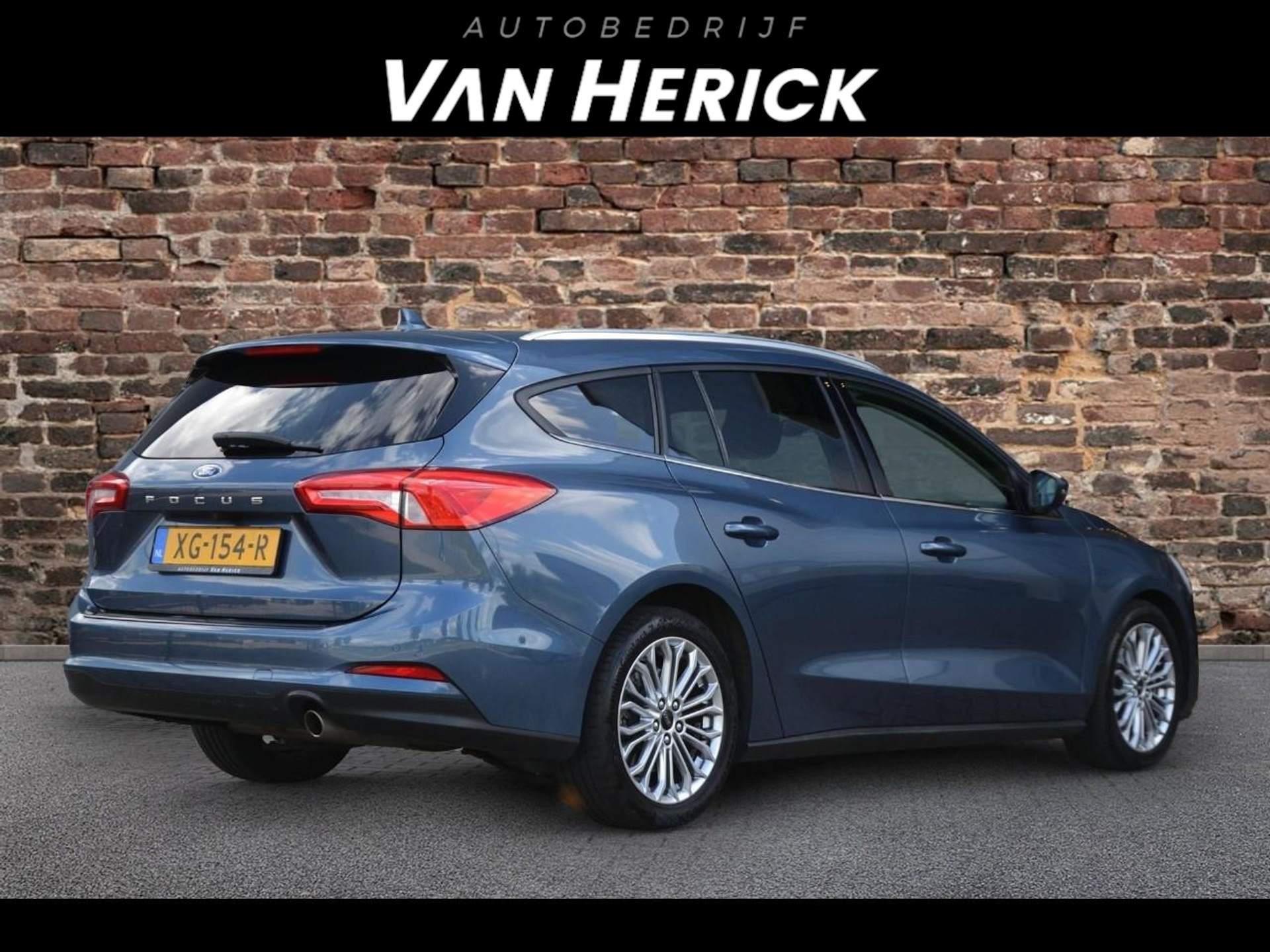 Ford FOCUS Wagon 1.5 EcoBoost Titanium Business | Winterpakket | Camera | Led voor € 15.445,-