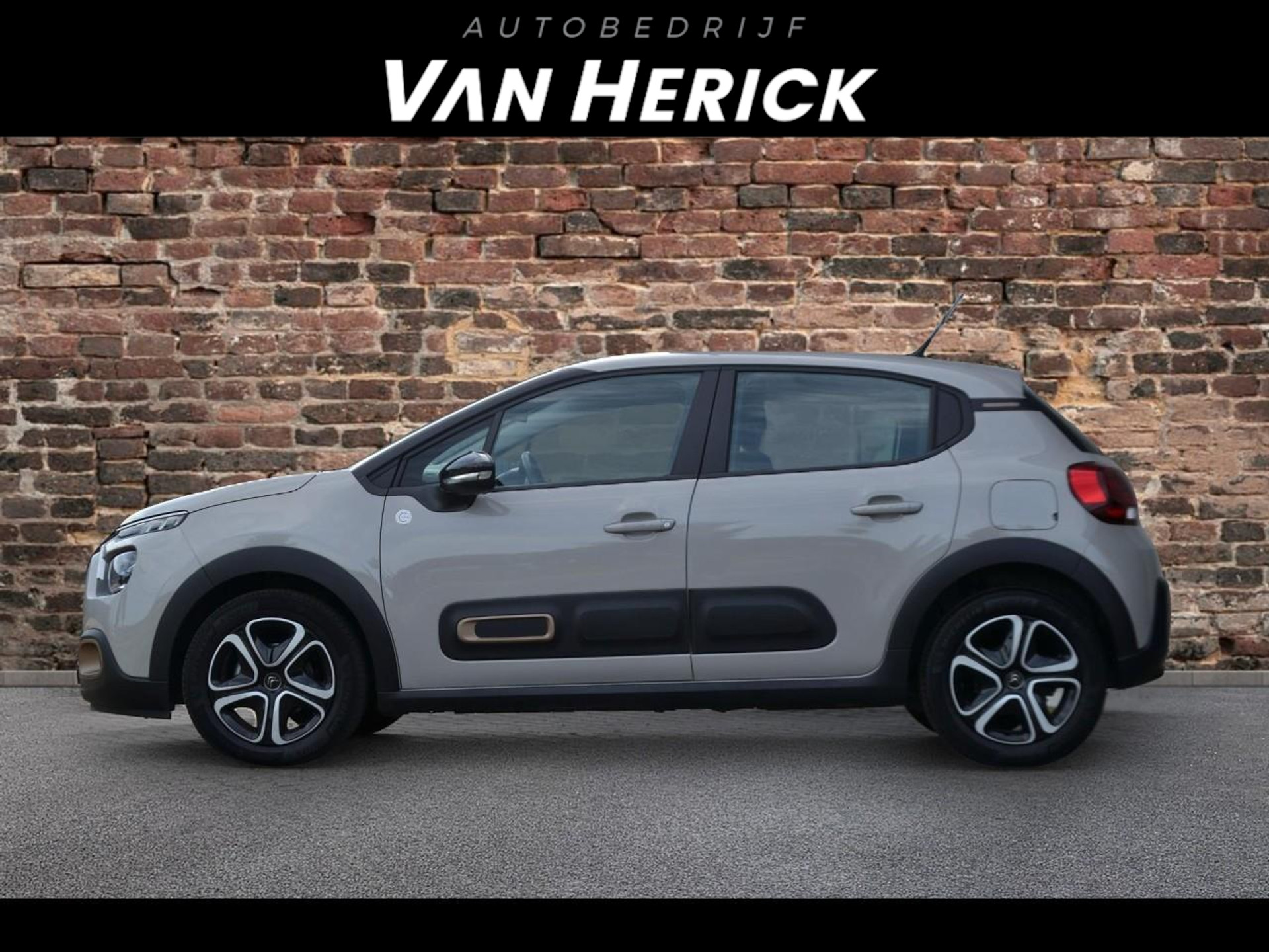 Citroën C3 1.2 PureTech C-Series 110PK | Clima | App Connect | Cruise control