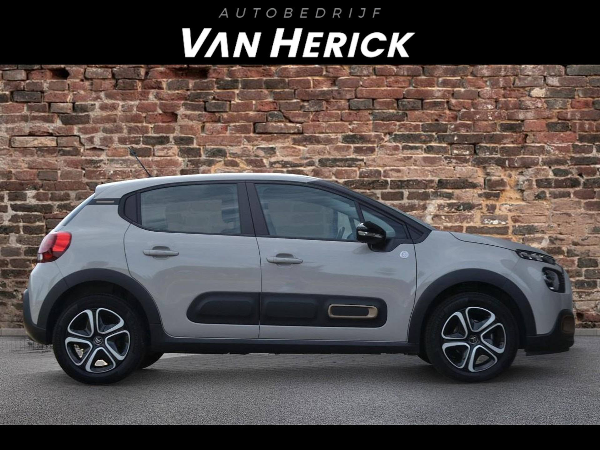 Citroën C3 1.2 PureTech C-Series 110PK | Clima | App Connect | Cruise control