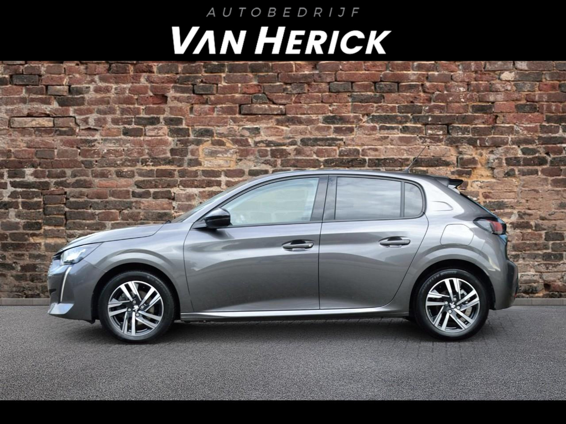 Peugeot 208 1.2 PureTech Allure Pack | ACC | Keyless | Stoelverwarming | 360 camera