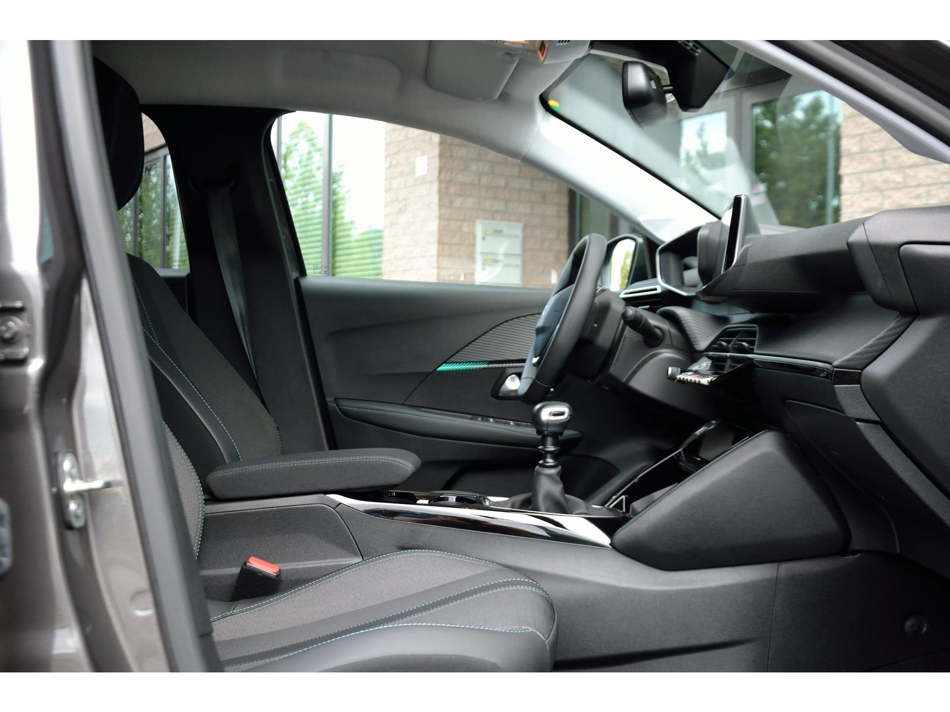 Peugeot 208 1.2 PureTech Allure Pack | ACC | Keyless | Stoelverwarming | 360 camera