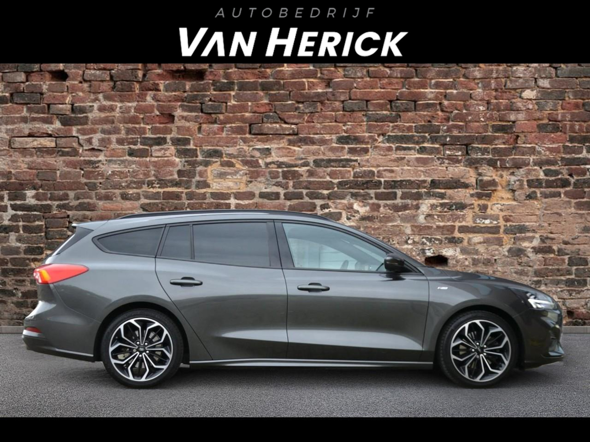Ford FOCUS Wagon 1.0 EcoBoost ST Line 125PK | Cruise | Winterpakket | Nette staat voor € 15.745,-