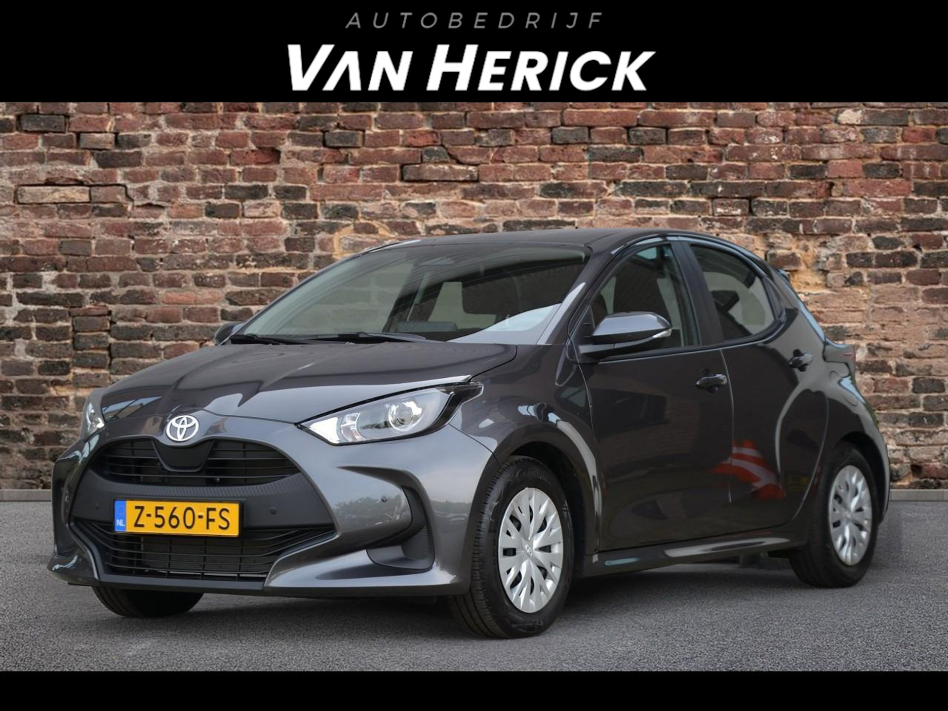 Toyota Yaris 1.5 Hybrid Comfort | Camera | PDC V+A | Carplay voor € 21.945,-