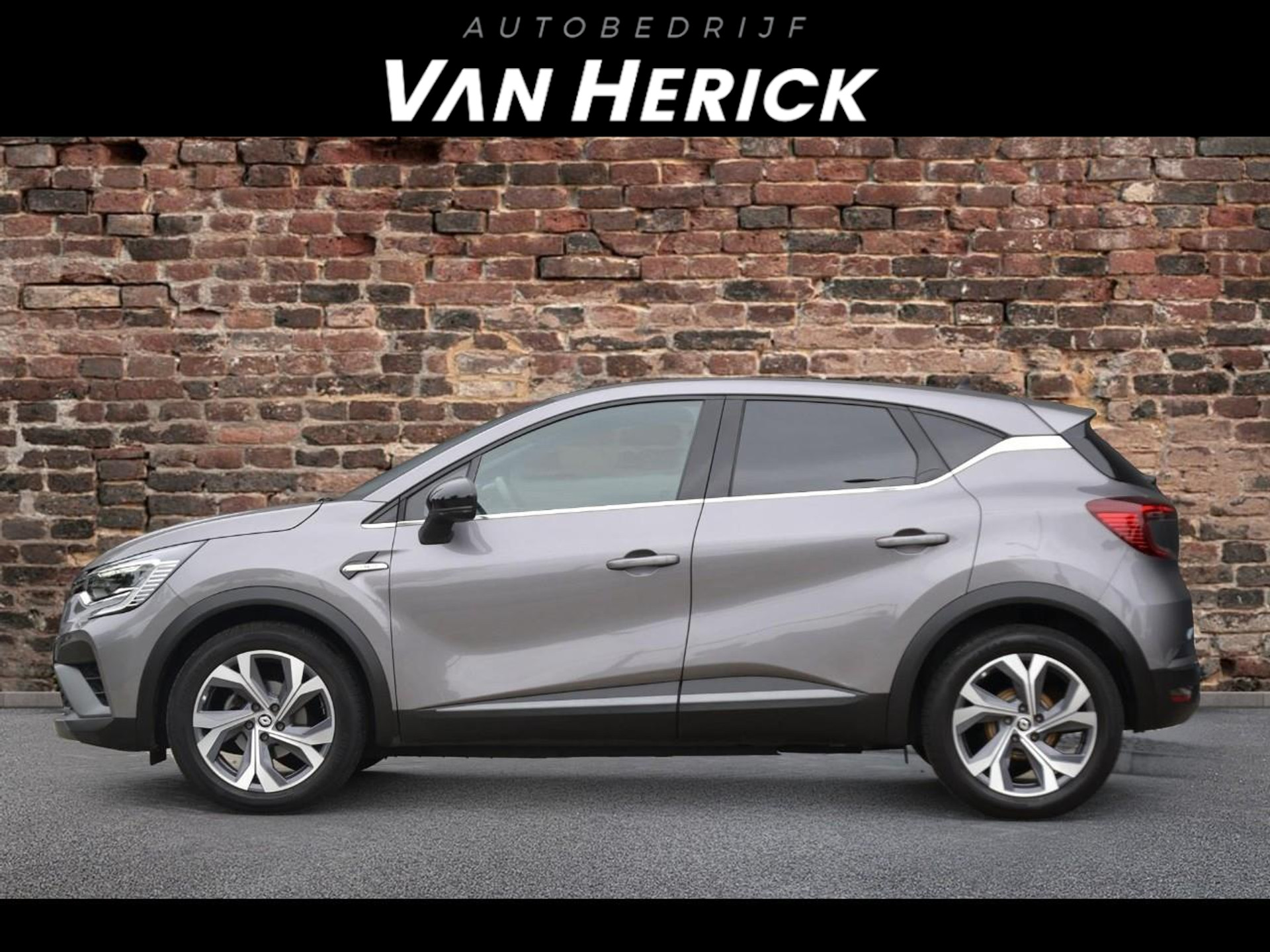 Renault Captur 1.3 TCe 140PK R.S. Line Automaat | Navi |Winterpakket | ACC voor € 21.445,-