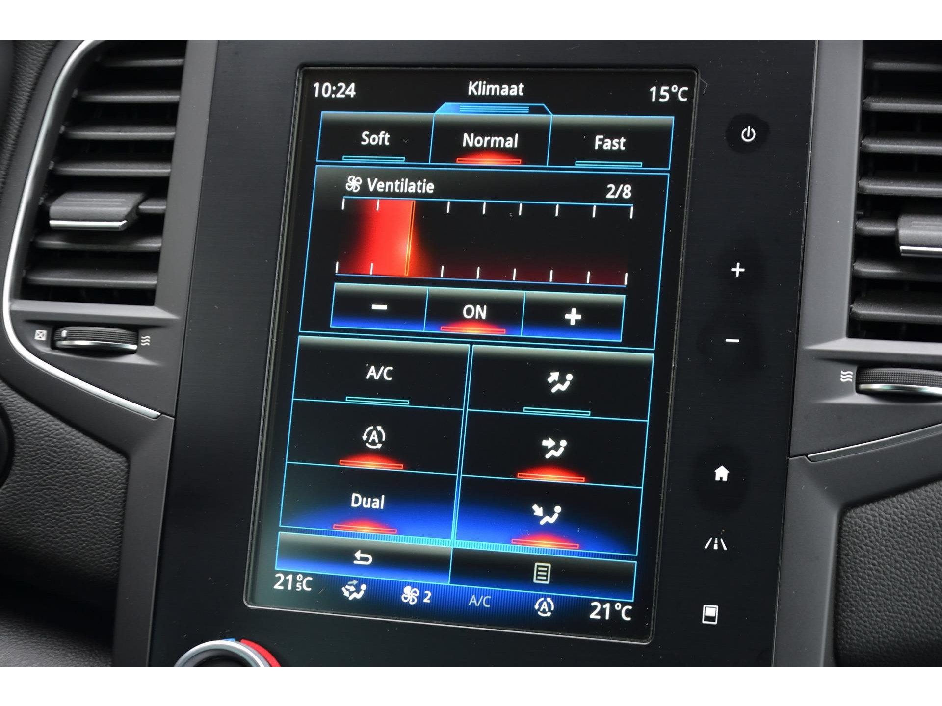 Renault Mégane Estate 1.2 TCe Bose | Cruise | Trekhaak | Camera