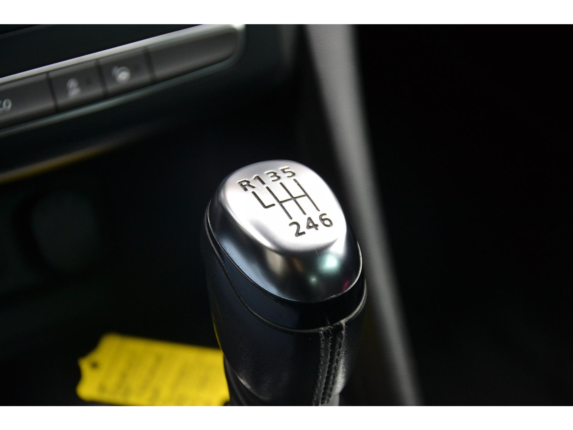 Renault Mégane Estate 1.2 TCe Bose | Cruise | Trekhaak | Camera