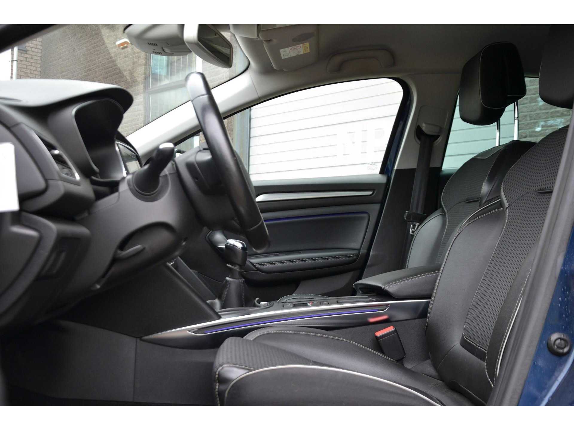 Renault Mégane Estate 1.2 TCe Bose | Cruise | Trekhaak | Camera