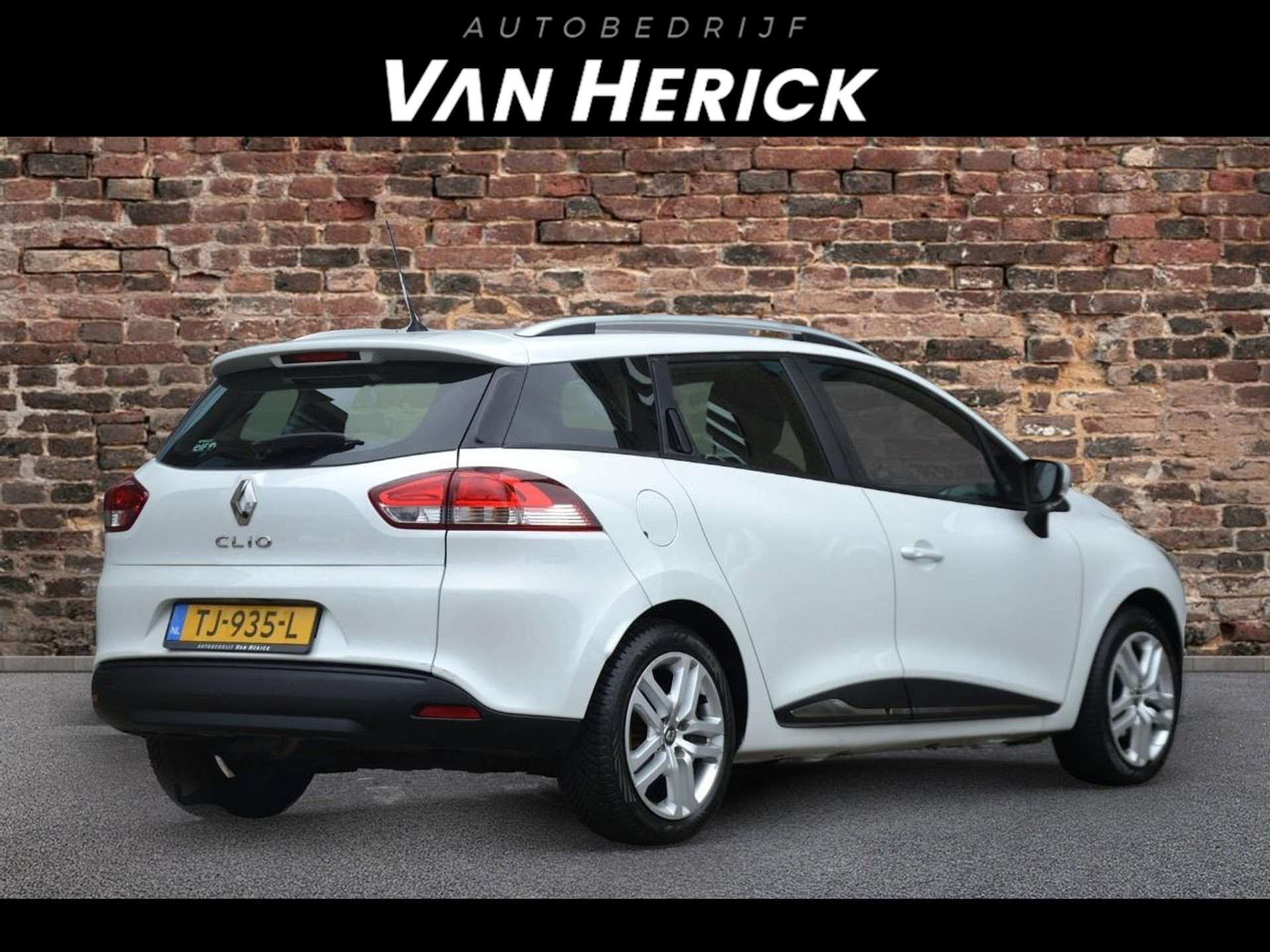 Renault Clio Estate 0.9 TCe Zen | Cruise | Nette staat voor € 8.745,-