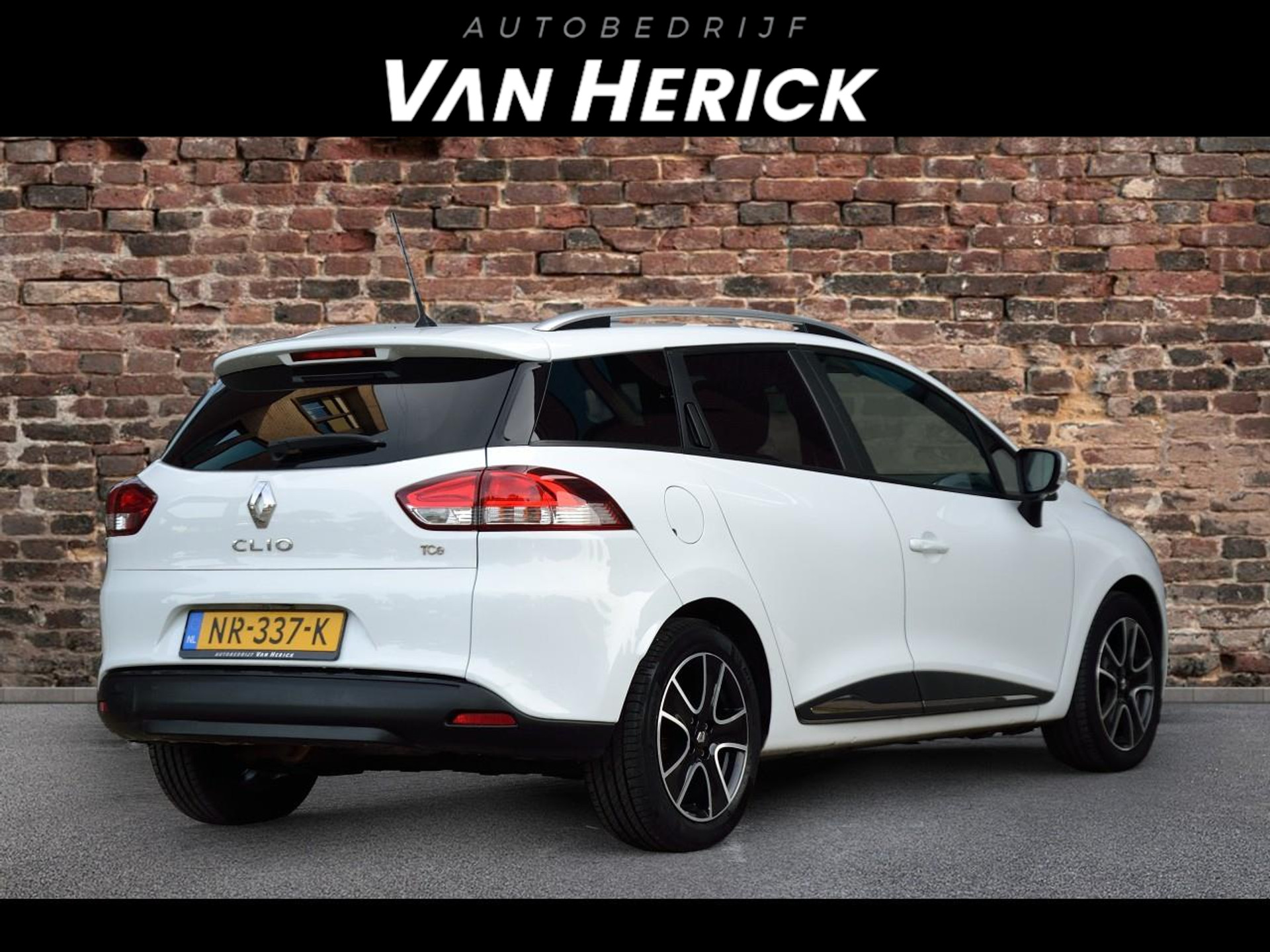 Renault Clio Estate 0.9 TCe Zen | Cruise | Navi | Airco voor € 7.995,-