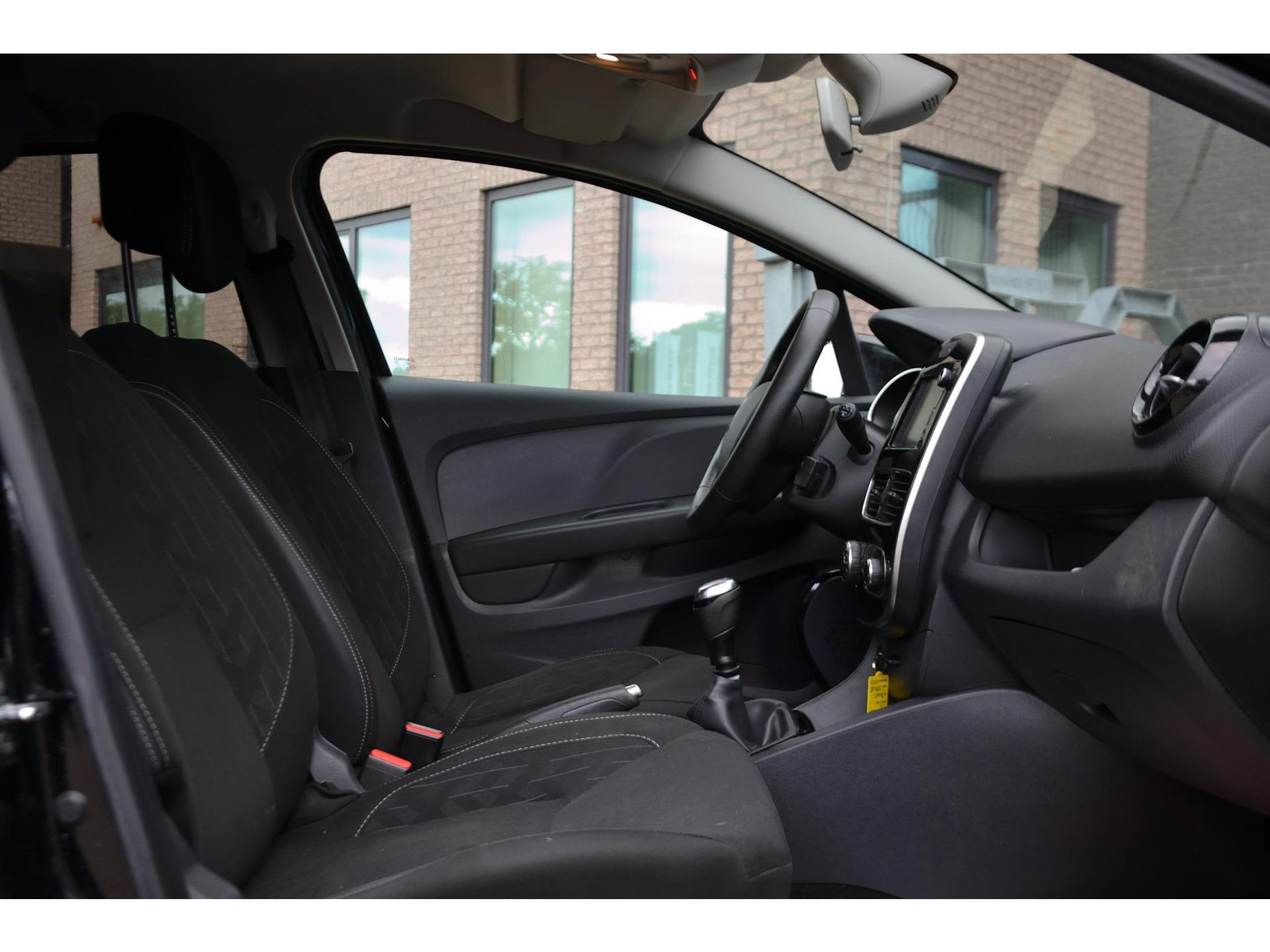 Renault Clio Estate 0.9 TCe Intens | Cruise | Bleutooth | LM Velg