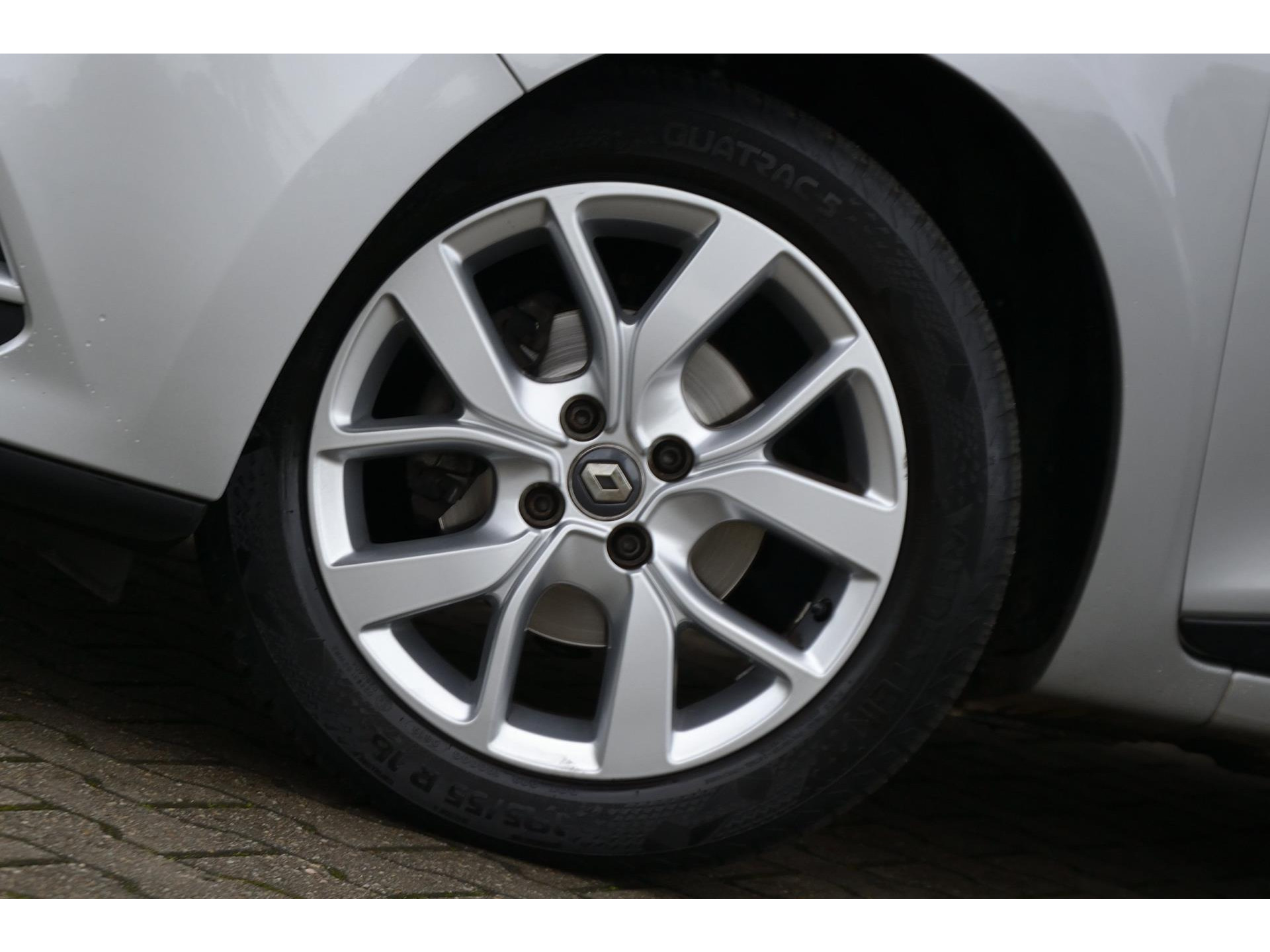 Renault Clio 0.9 TCe Limited | Parkeersensor | Navi | Bluetooth