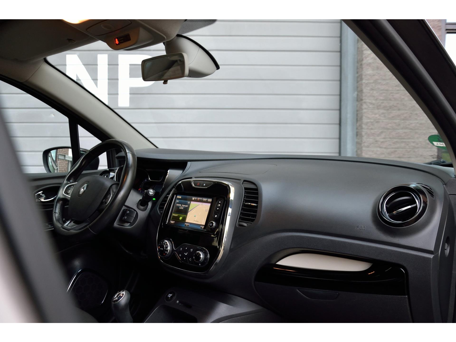 Renault Captur 0.9 TCe Dynamique | R-link | Clima | Keyless