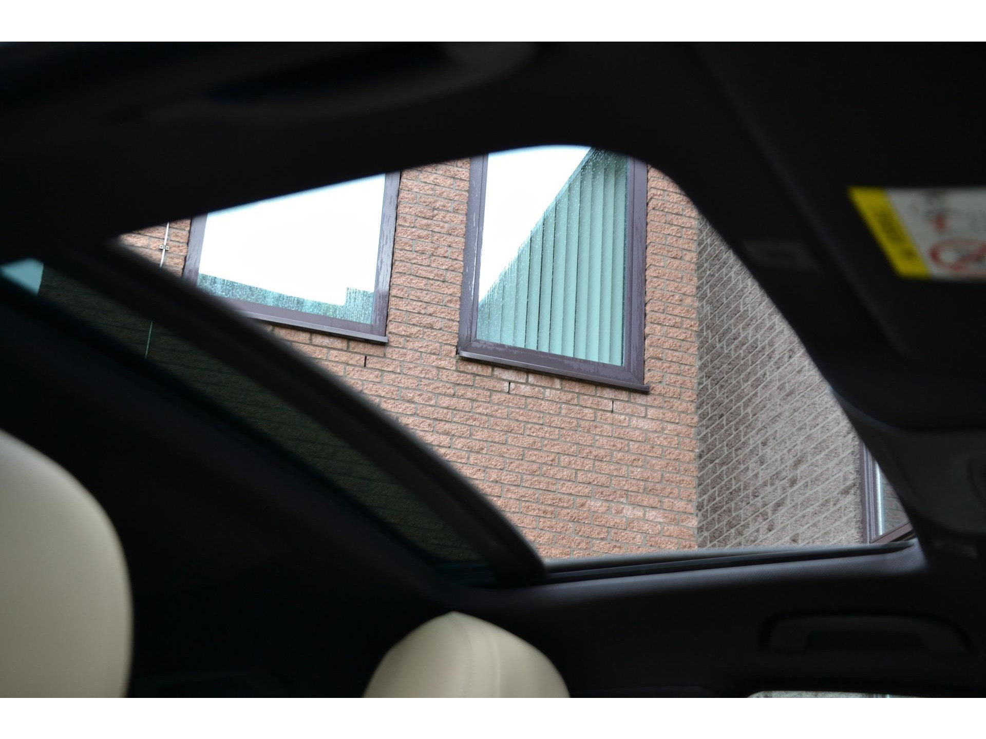 BMW 5 Serie 528i M Sport Edition High Executive | Panorama Dak | Leer | Memory | Stoelverwarming