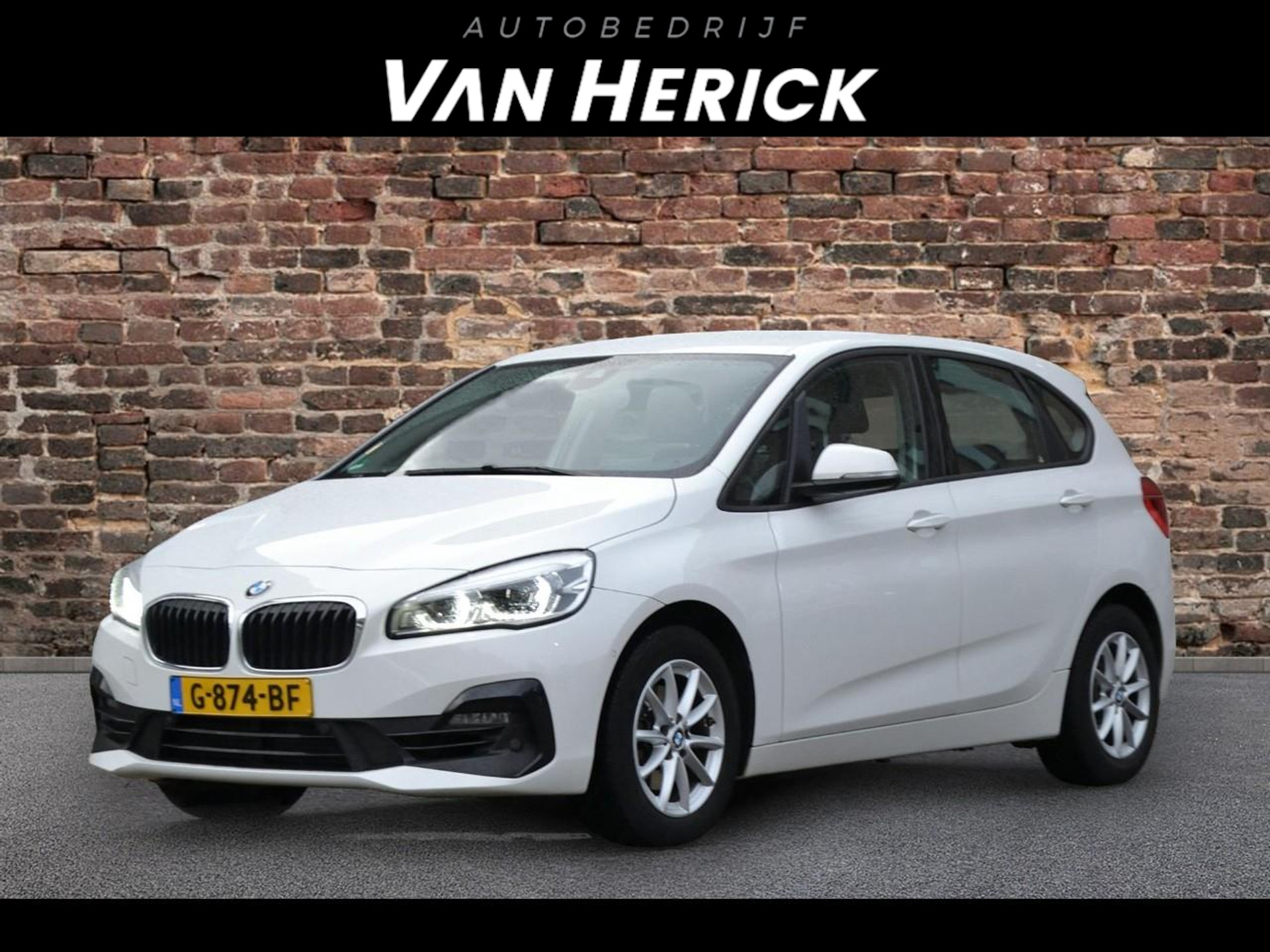 BMW 2 Serie Active Tourer 218i Executive Edition | Camera | Cruise | Nette staat voor € 17.945,-