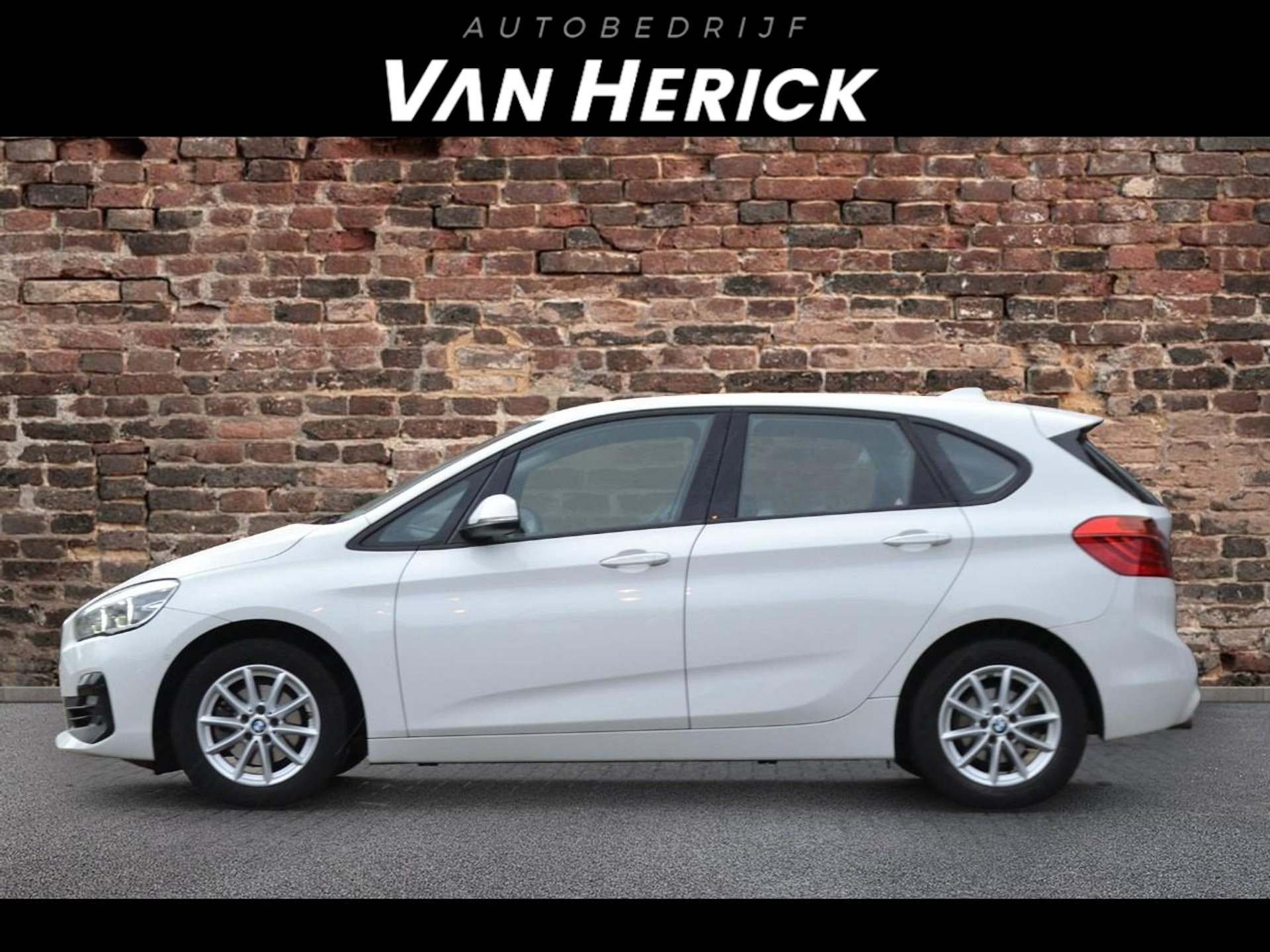 BMW 2 Serie Active Tourer 218i Executive Edition | Camera | Cruise | Nette staat