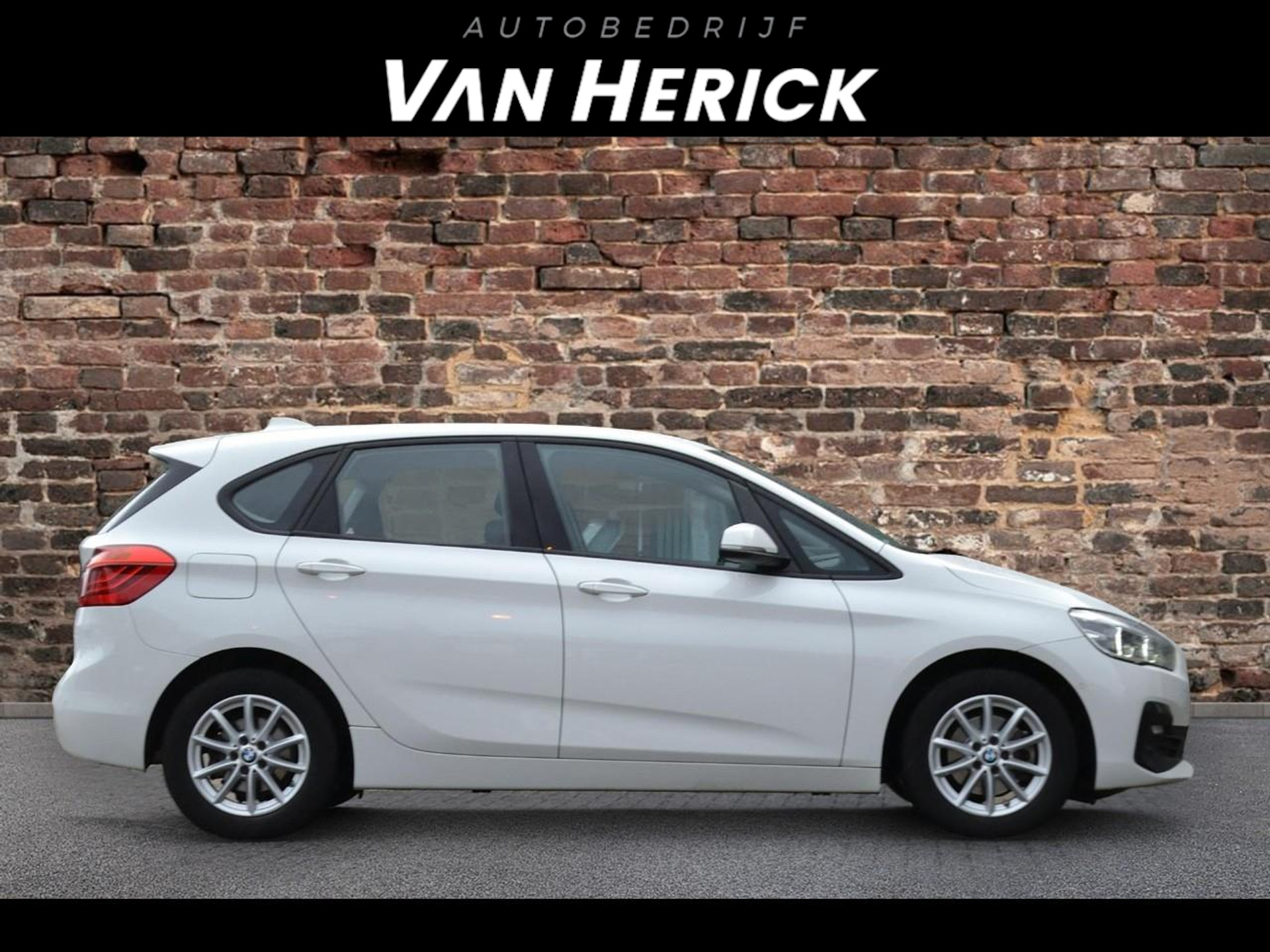 BMW 2 Serie Active Tourer 218i Executive Edition | Camera | Cruise | Nette staat
