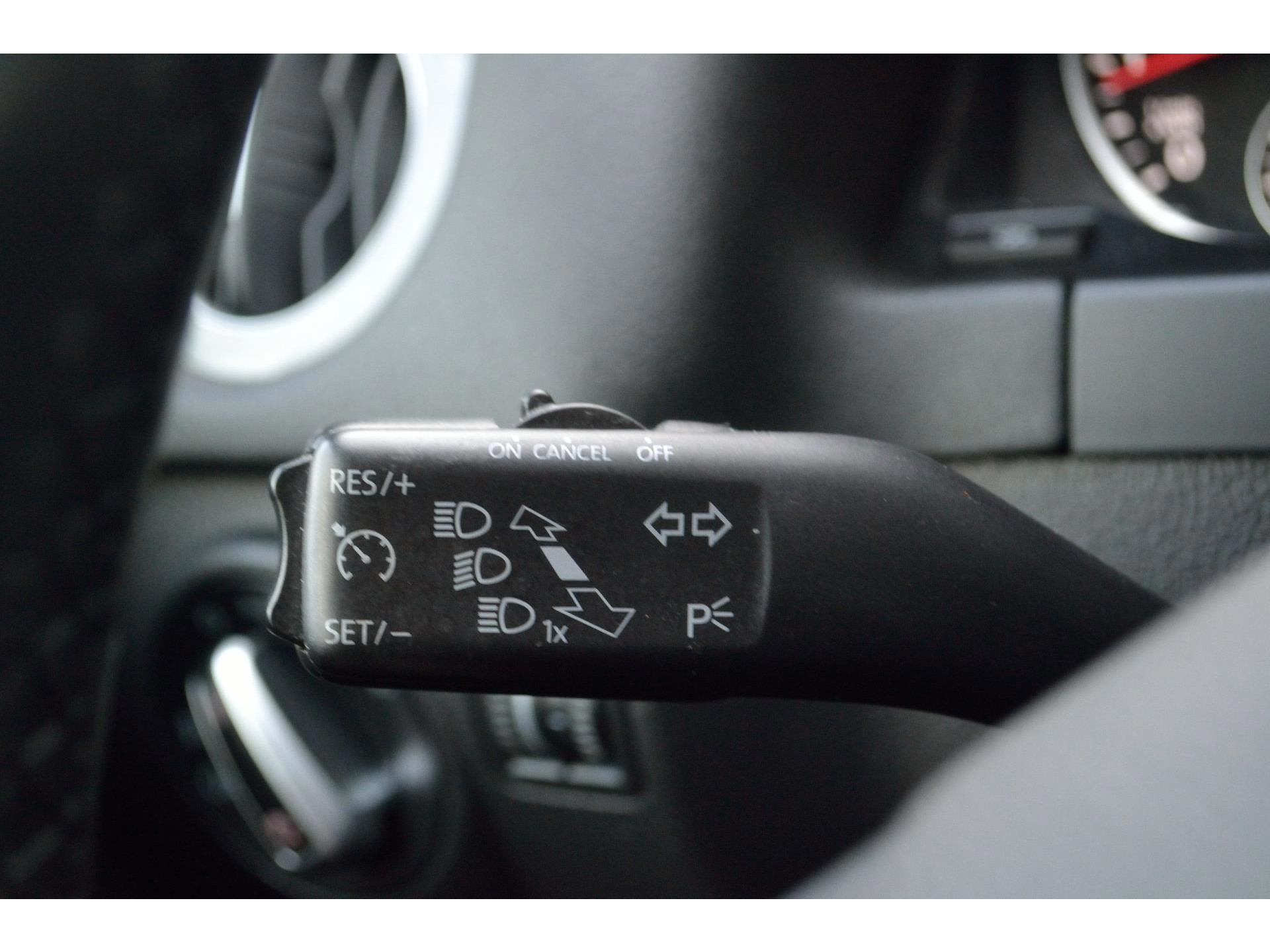 Volkswagen Tiguan 1.4 TSI Sport&Style | Navi | Cruise | NAP | Nette Staat