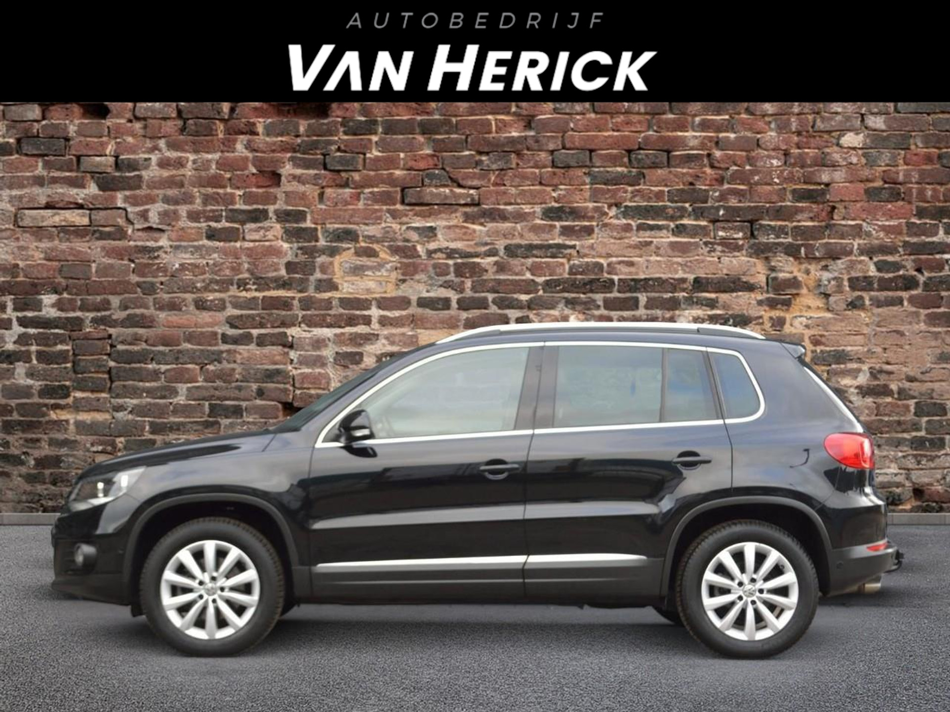 Volkswagen Tiguan 1.4 TSI Sport&Style | Navi | Cruise | NAP | Nette Staat