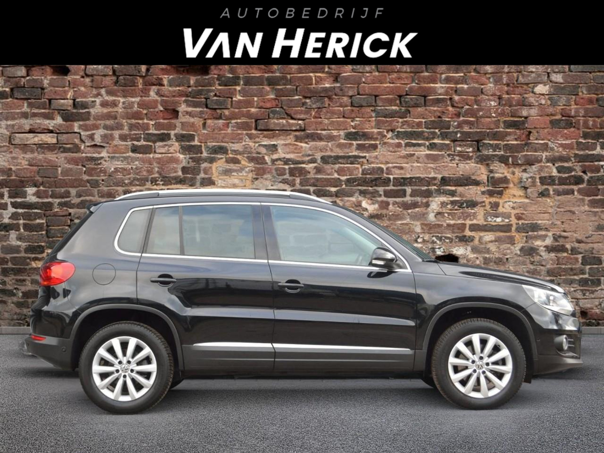 Volkswagen Tiguan 1.4 TSI Sport&Style | Navi | Cruise | NAP | Nette Staat