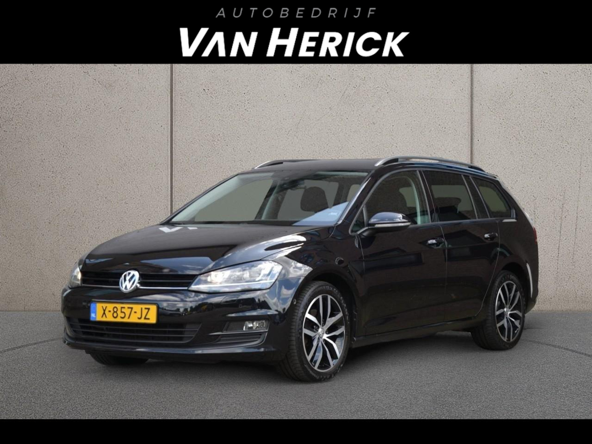 Volkswagen GOLF Variant 1.4 TSI Highline 122PK | Cruise | Clima | Stoelverwarming voor € 8.745,-